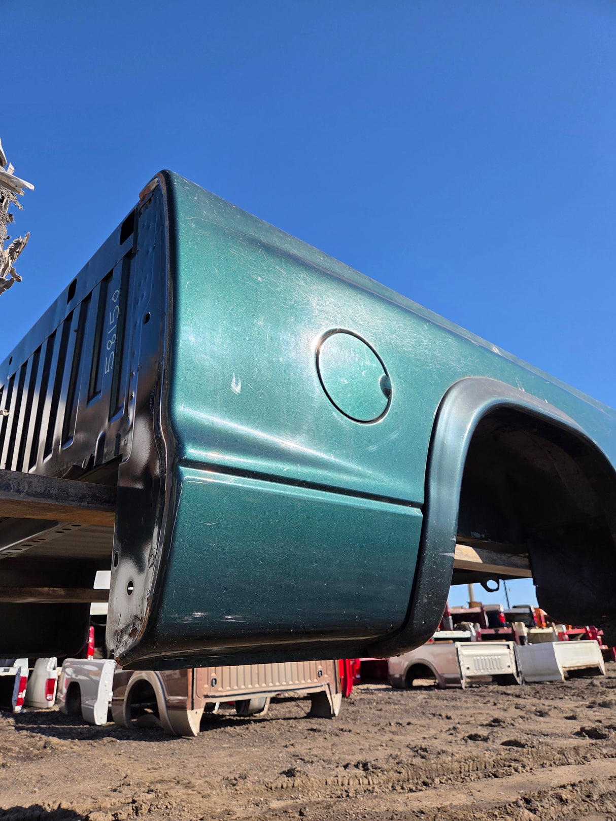 1997-2004 Dodge Dakota 2nd Gen Long Bed