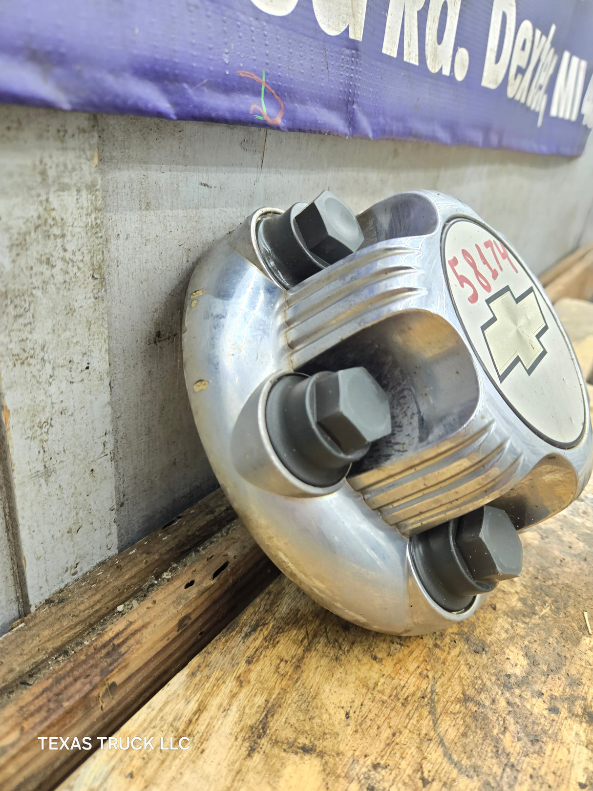 1999-2014 OEM Chevrolet Silverado Wheel Center Hub Cap Lug Cover 9598133