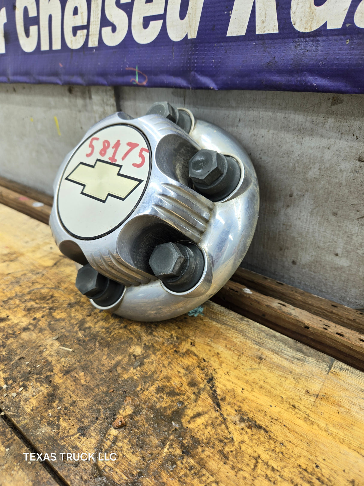 1999-2014 OEM Chevrolet Silverado Wheel Center Hub Cap Lug Cover 9598133