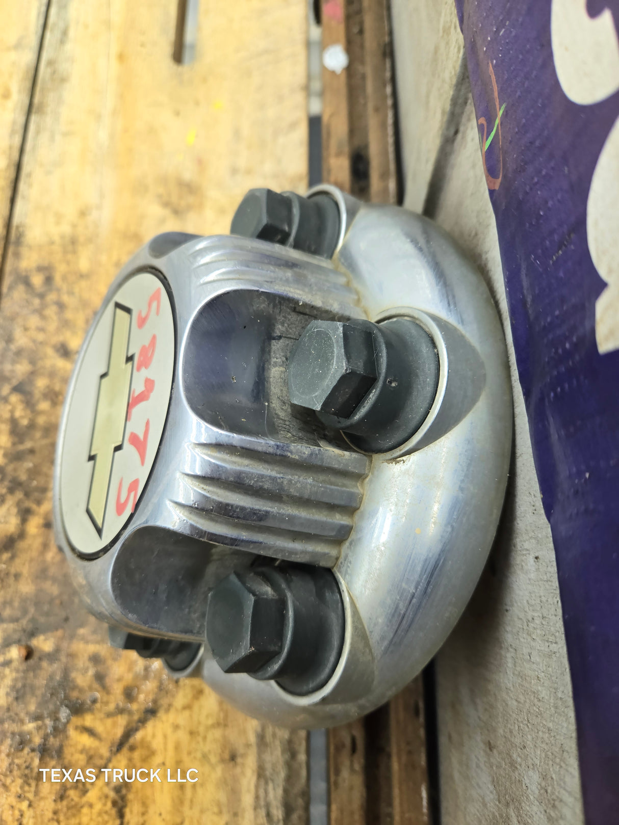 1999-2014 OEM Chevrolet Silverado Wheel Center Hub Cap Lug Cover 9598133