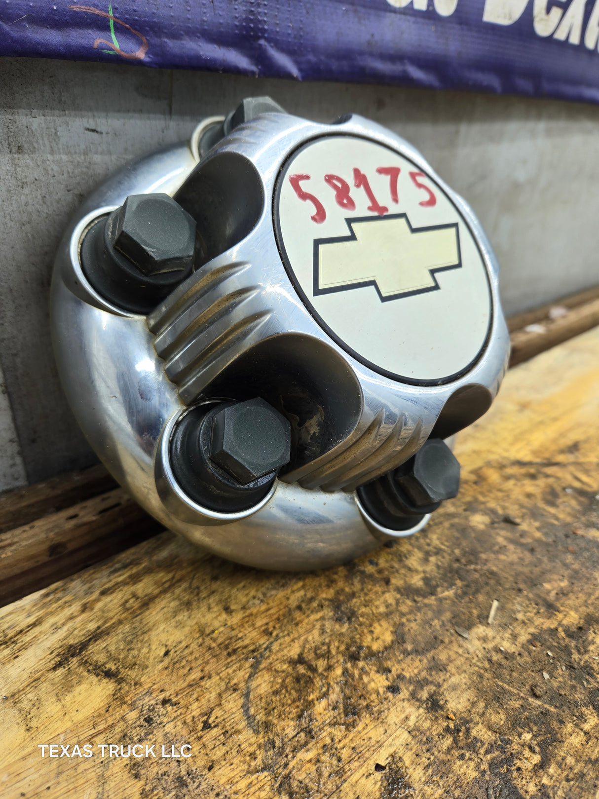 1999-2014 OEM Chevrolet Silverado Wheel Center Hub Cap Lug Cover 9598133