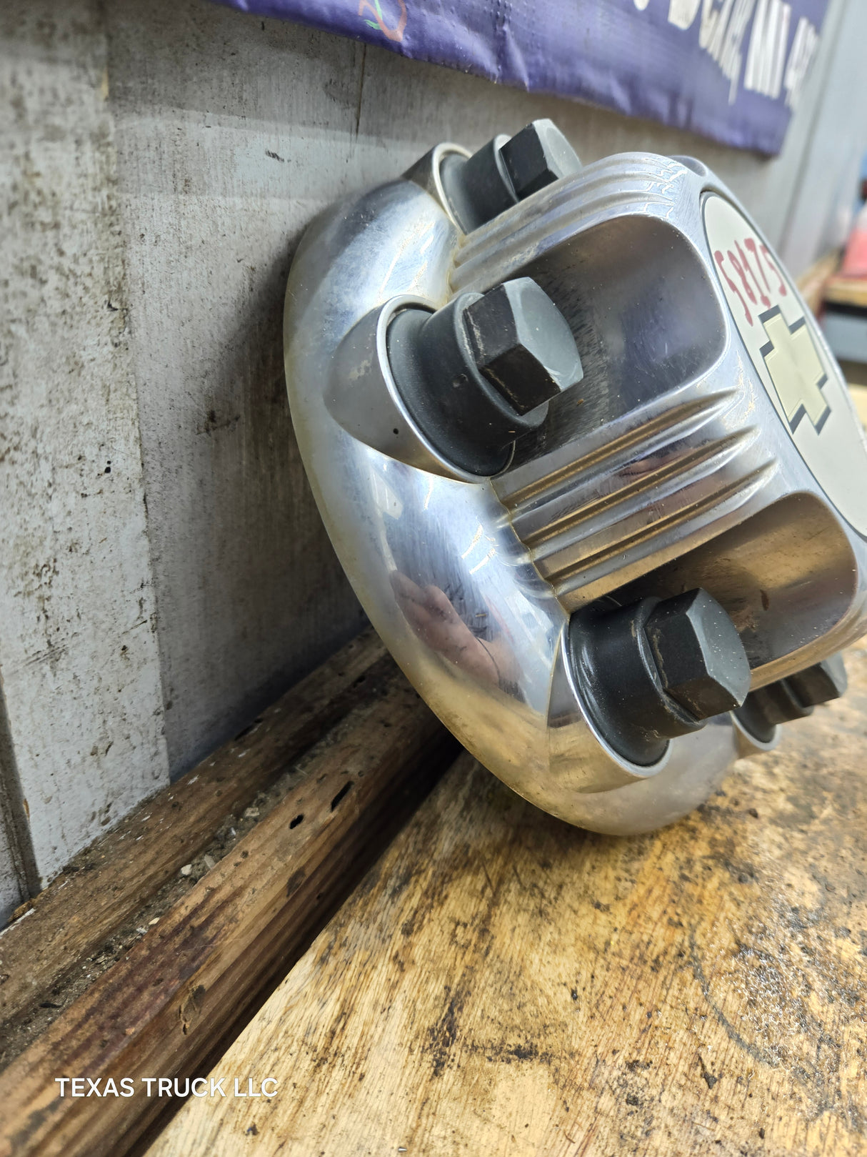 1999-2014 OEM Chevrolet Silverado Wheel Center Hub Cap Lug Cover 9598133