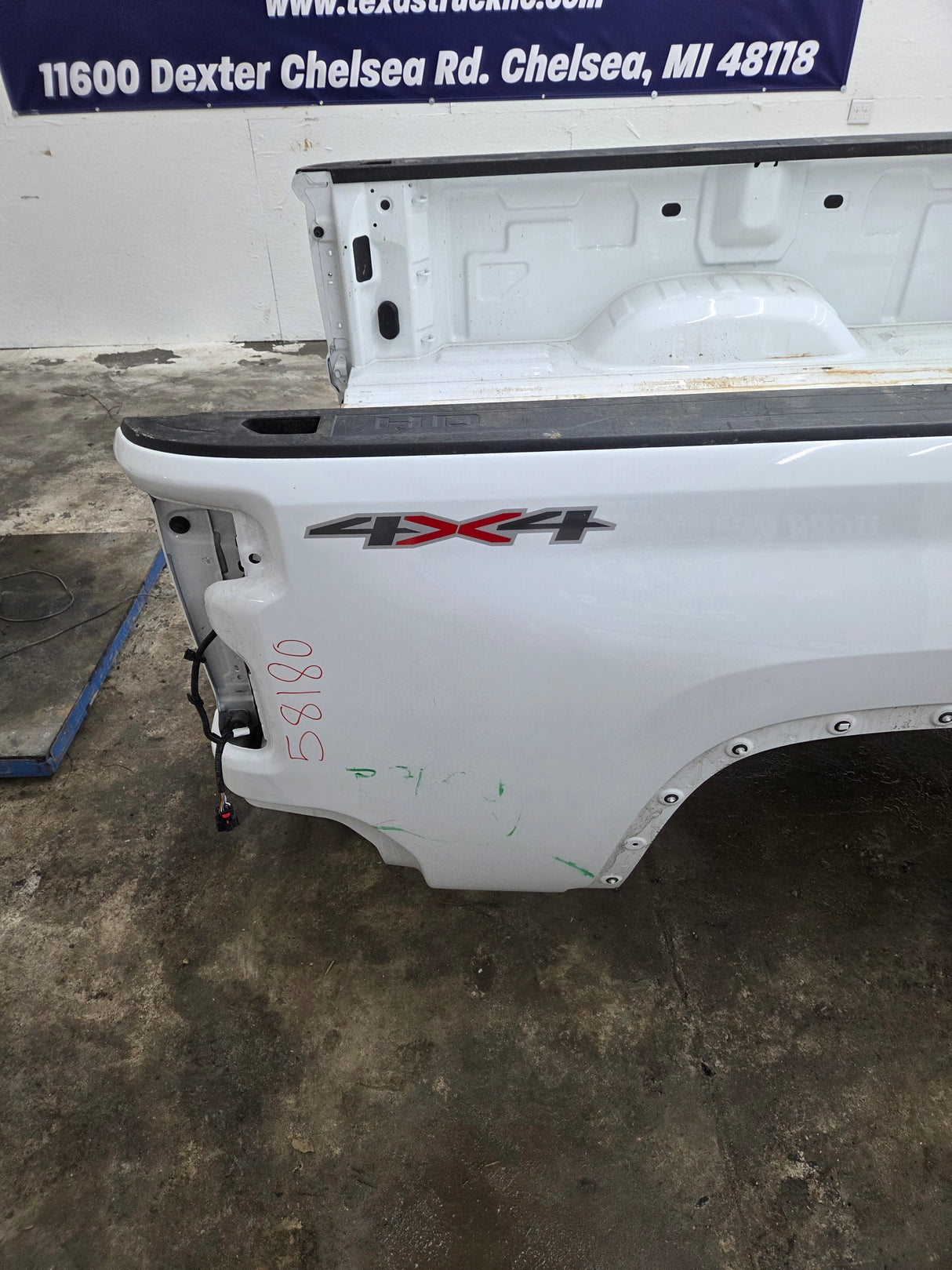 2019-2026 Chevrolet Silverado 2500 3500 HD 8' Long Truck Bed