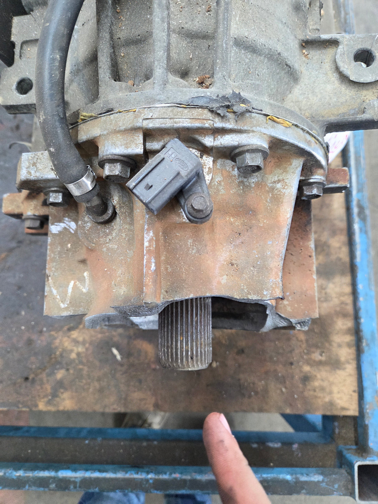 2003-2010 5r110 Automatic Transmission WITH PTO POWER TAKE OFF 4x4 6.0L power stroke 6.8L v10 triton 5.4L v8 68K MILES CORE