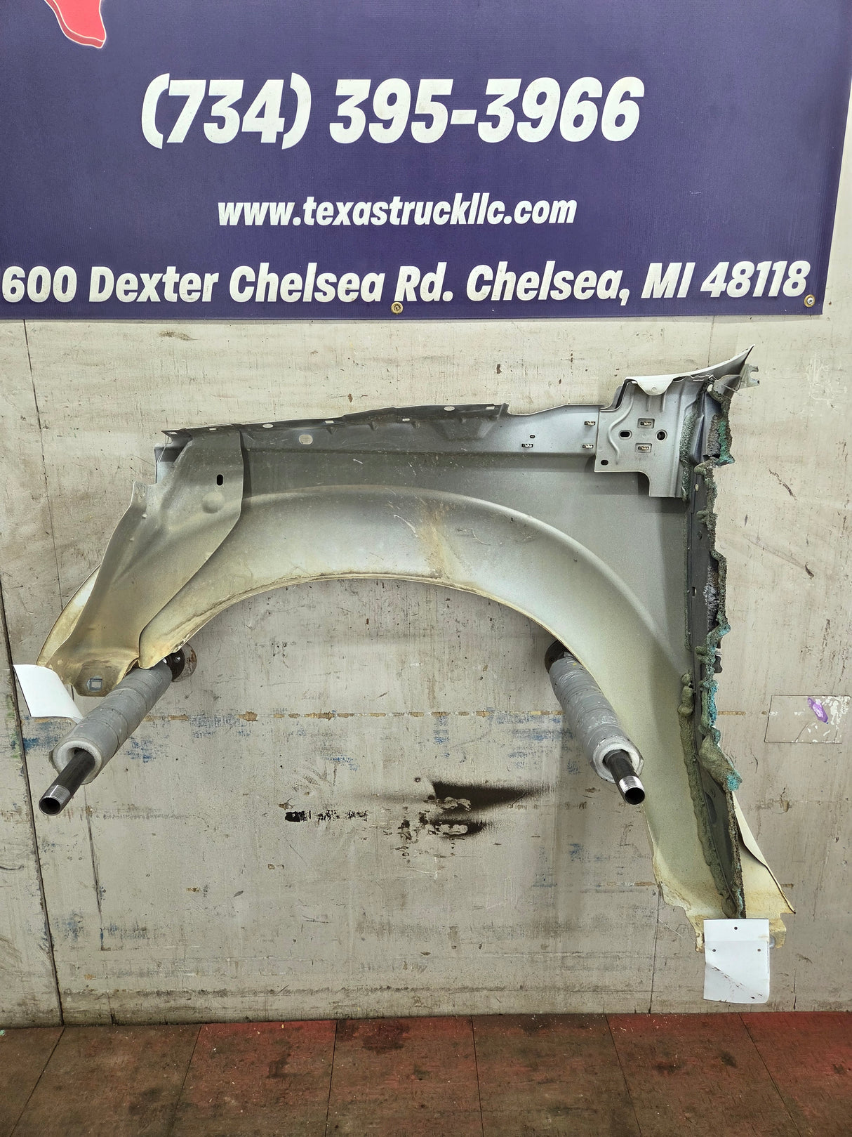 2011-2016 Ford Super Duty F250 F350 RH Passenger Side Front Fender Quarter Panel - Oxford White