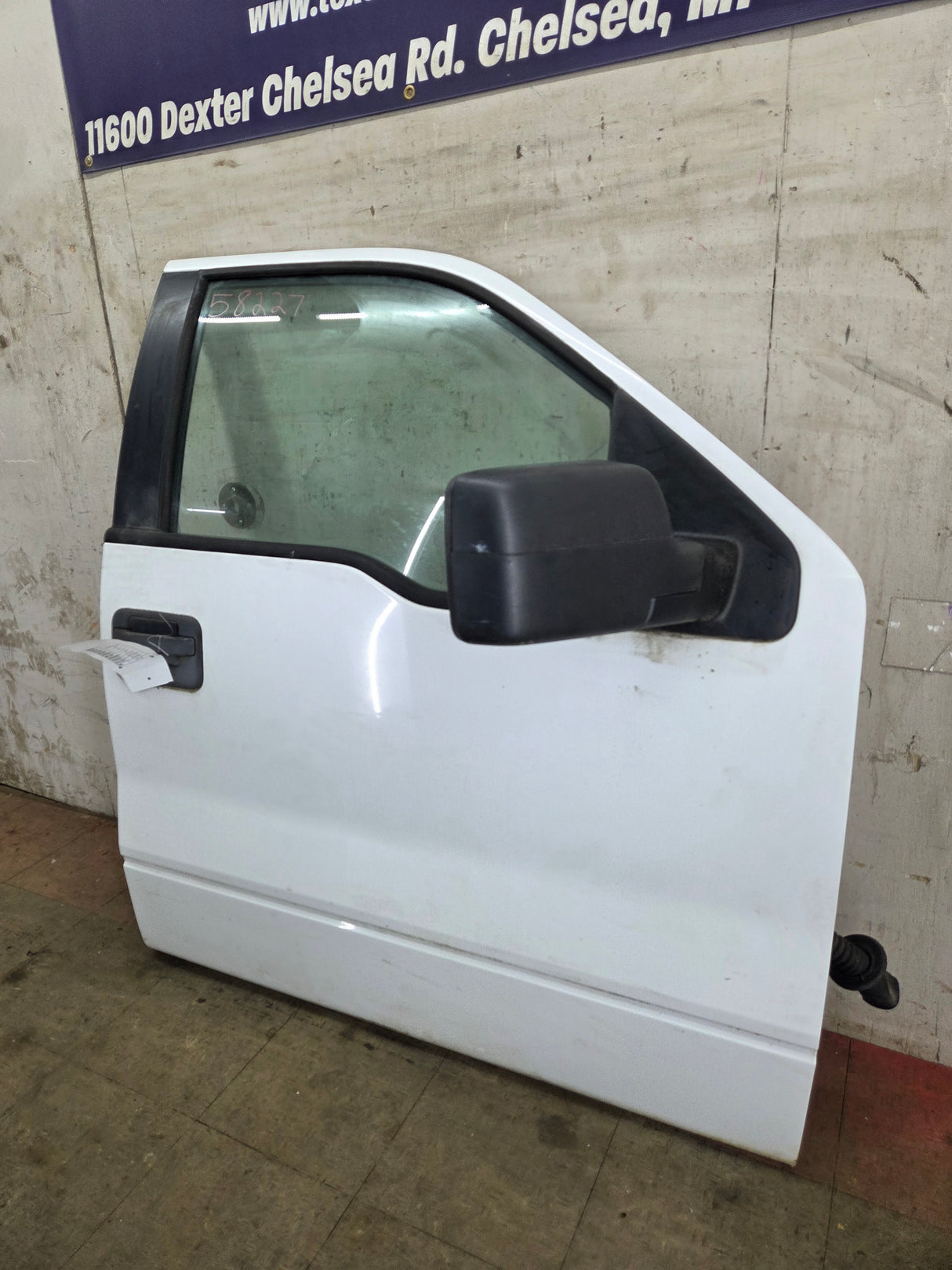 2004-2008 Ford F150 RH Passenger Side Front Door Regular/Extended Cab