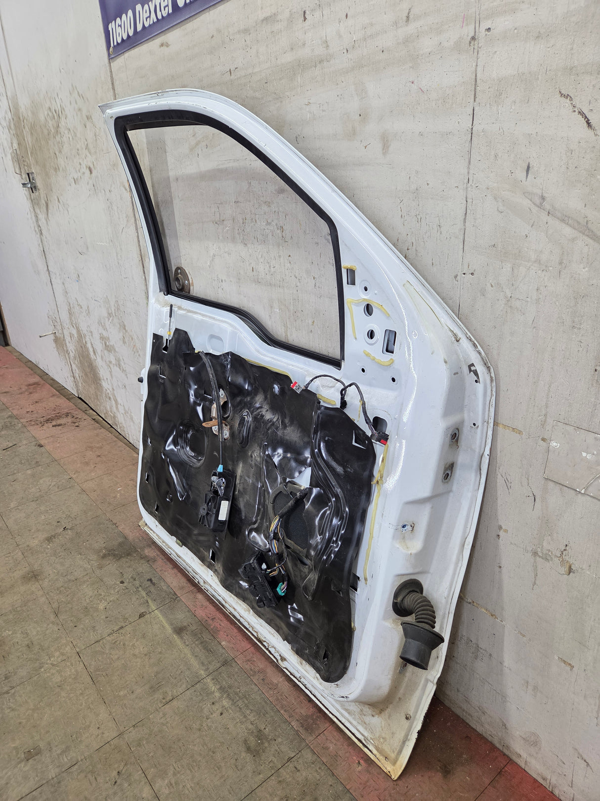 2009-2014 Ford F150 LH Driver Side Front Door