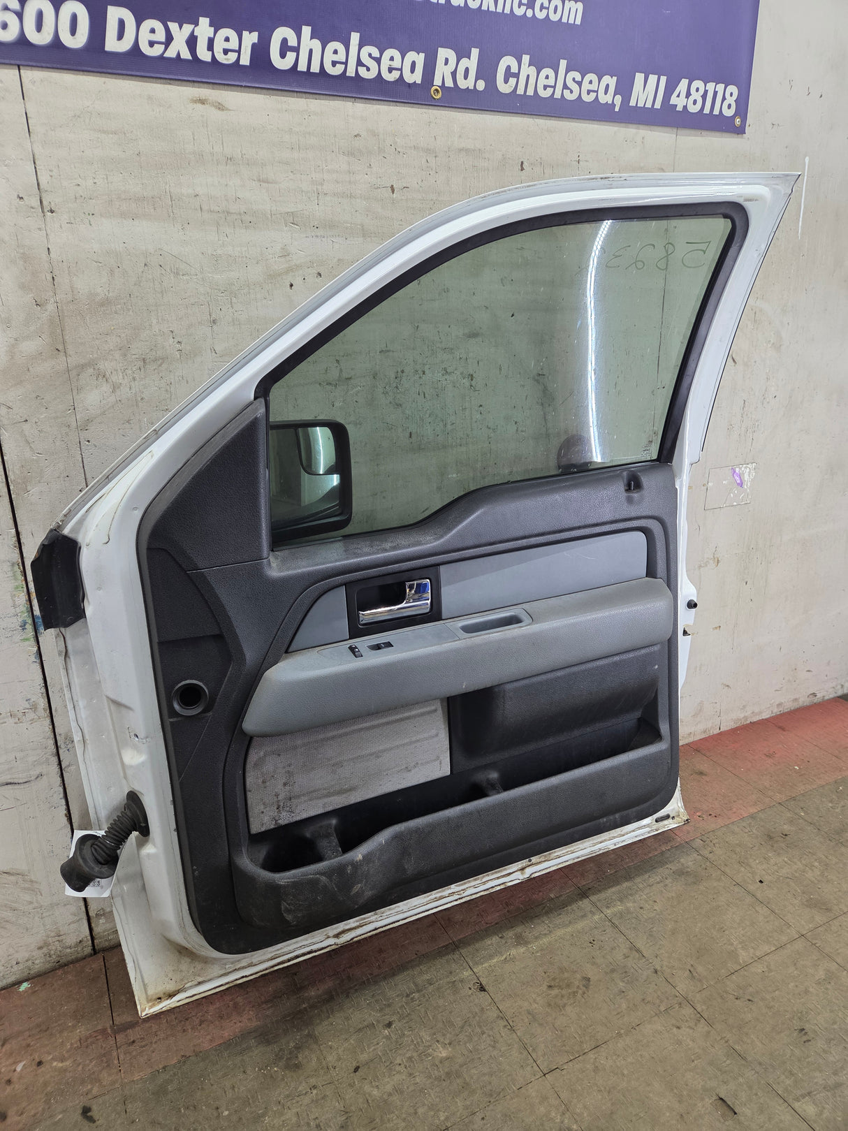 2009-2014 Ford F150 RH Passenger Side Front Door