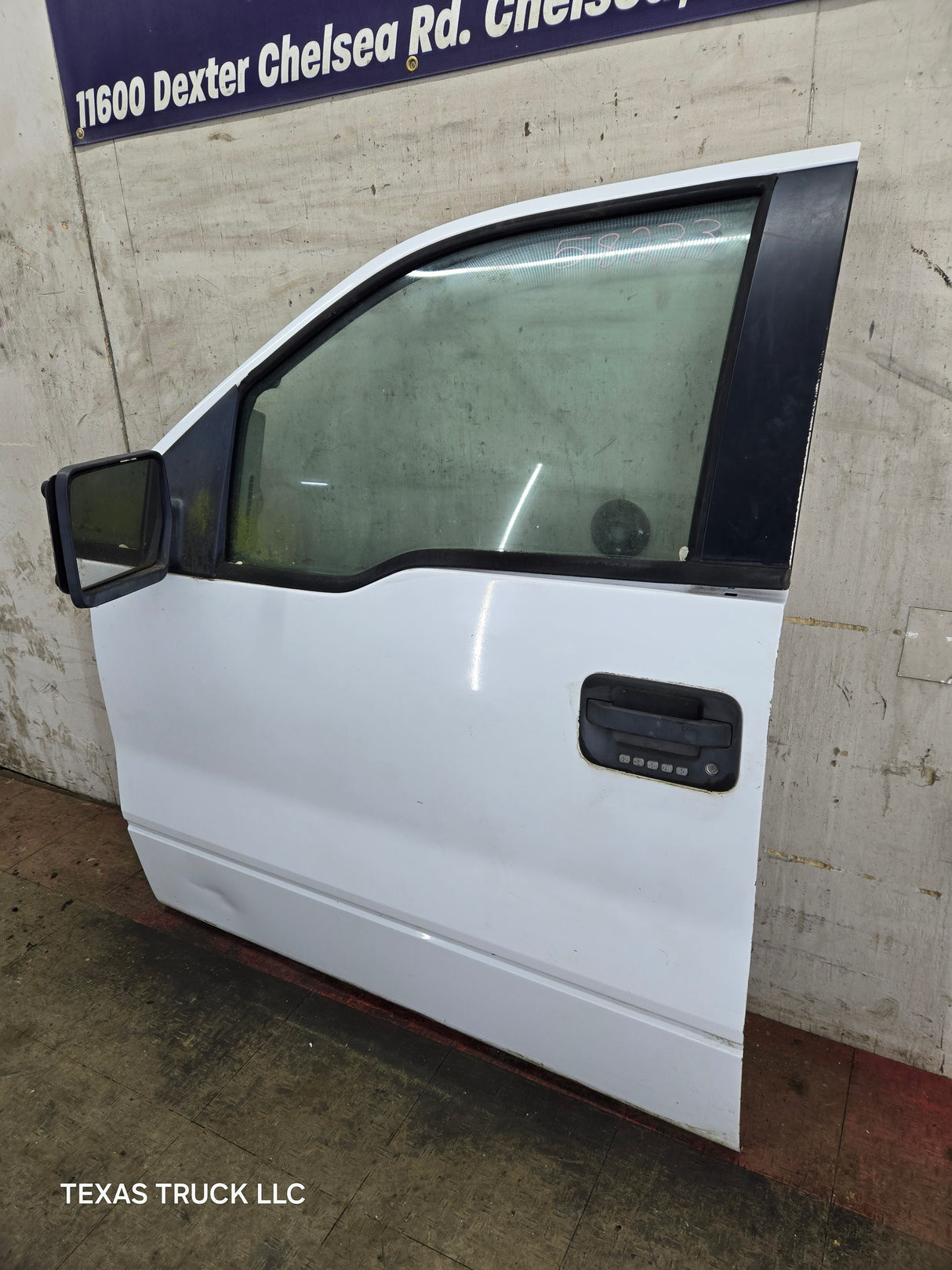 2004-2008 Ford F150 Driver Side Extended/Regular Cab Front Door LH