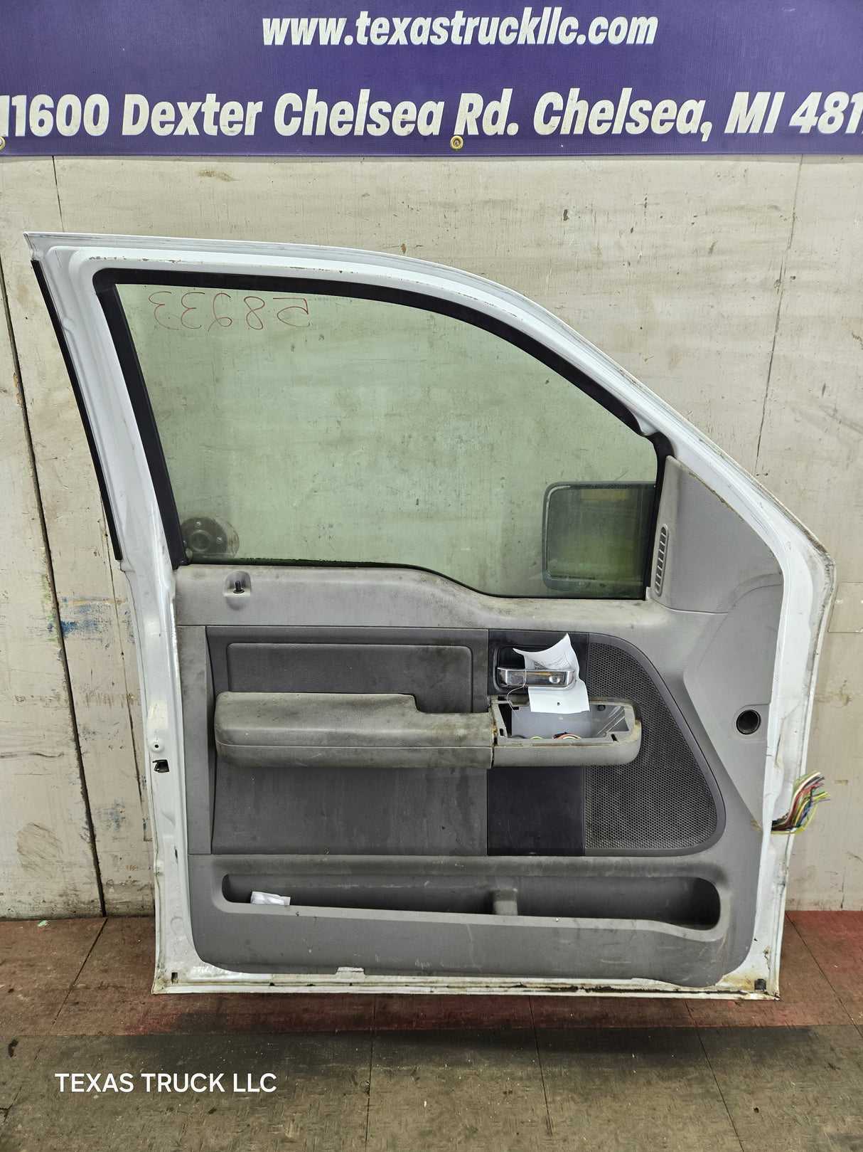 2004-2008 Ford F150 Driver Side Extended/Regular Cab Front Door LH