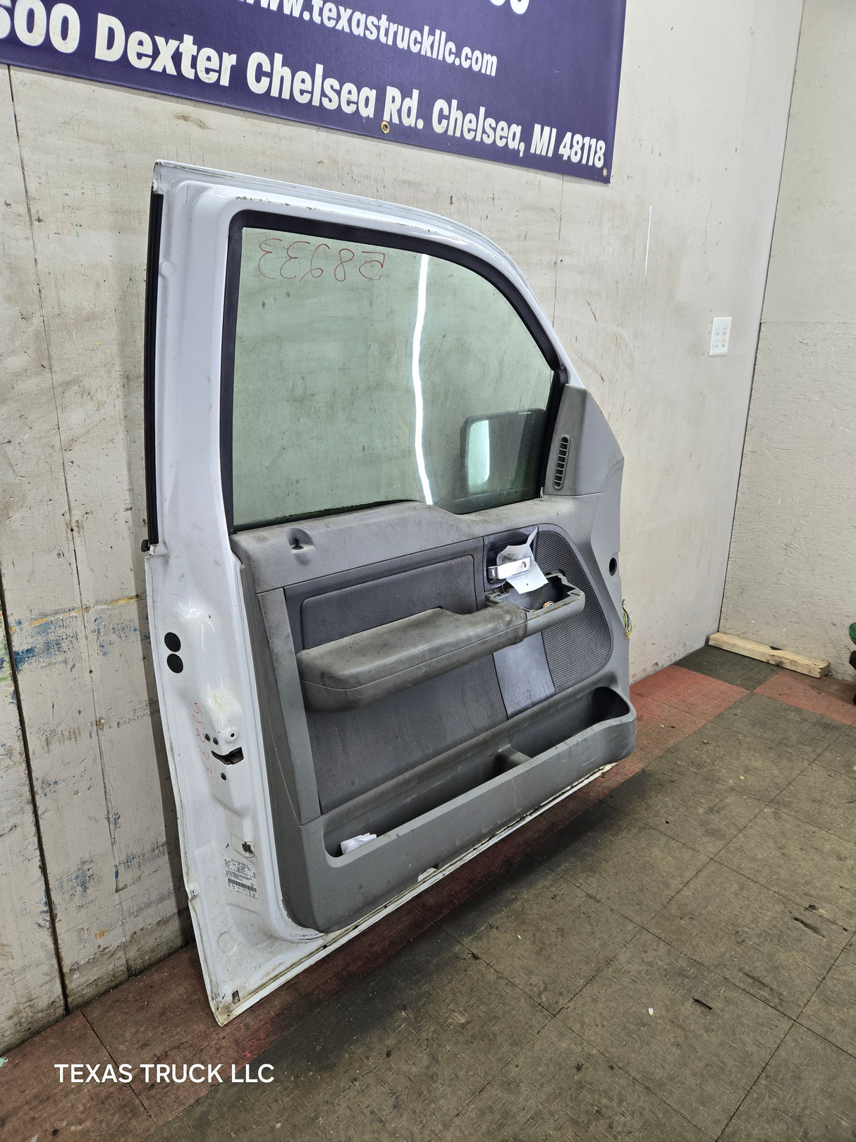 2004-2008 Ford F150 Driver Side Extended/Regular Cab Front Door LH