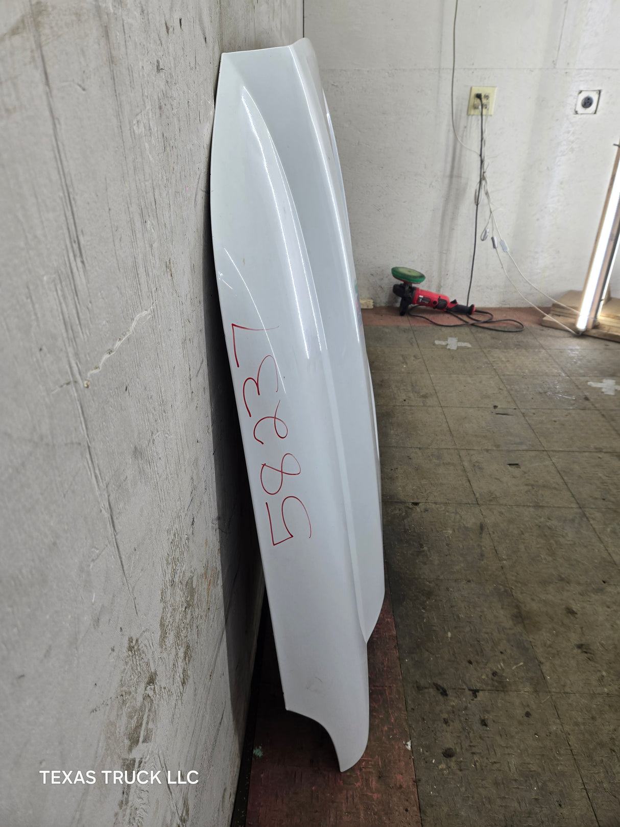 2011-2016 Ford Super Duty Hood F250 F350 F450 F550 - White