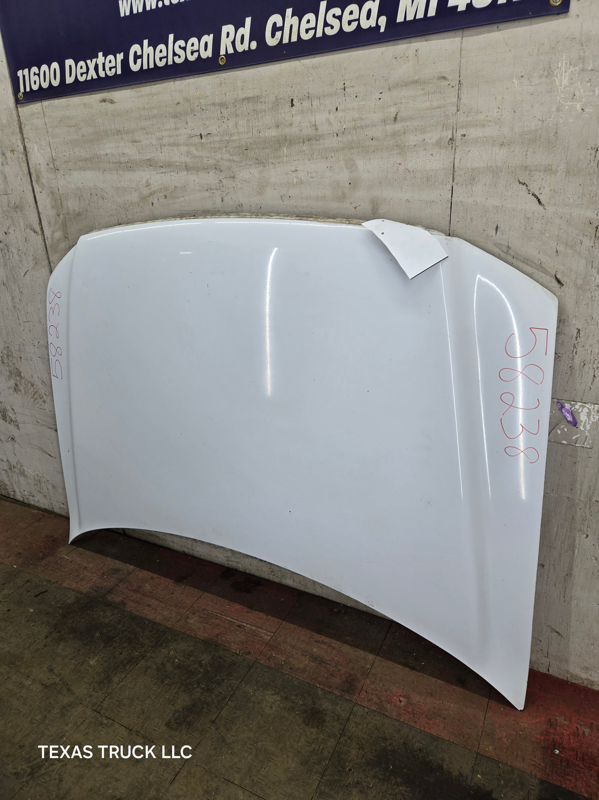 2004-2008 Ford F150 Hood