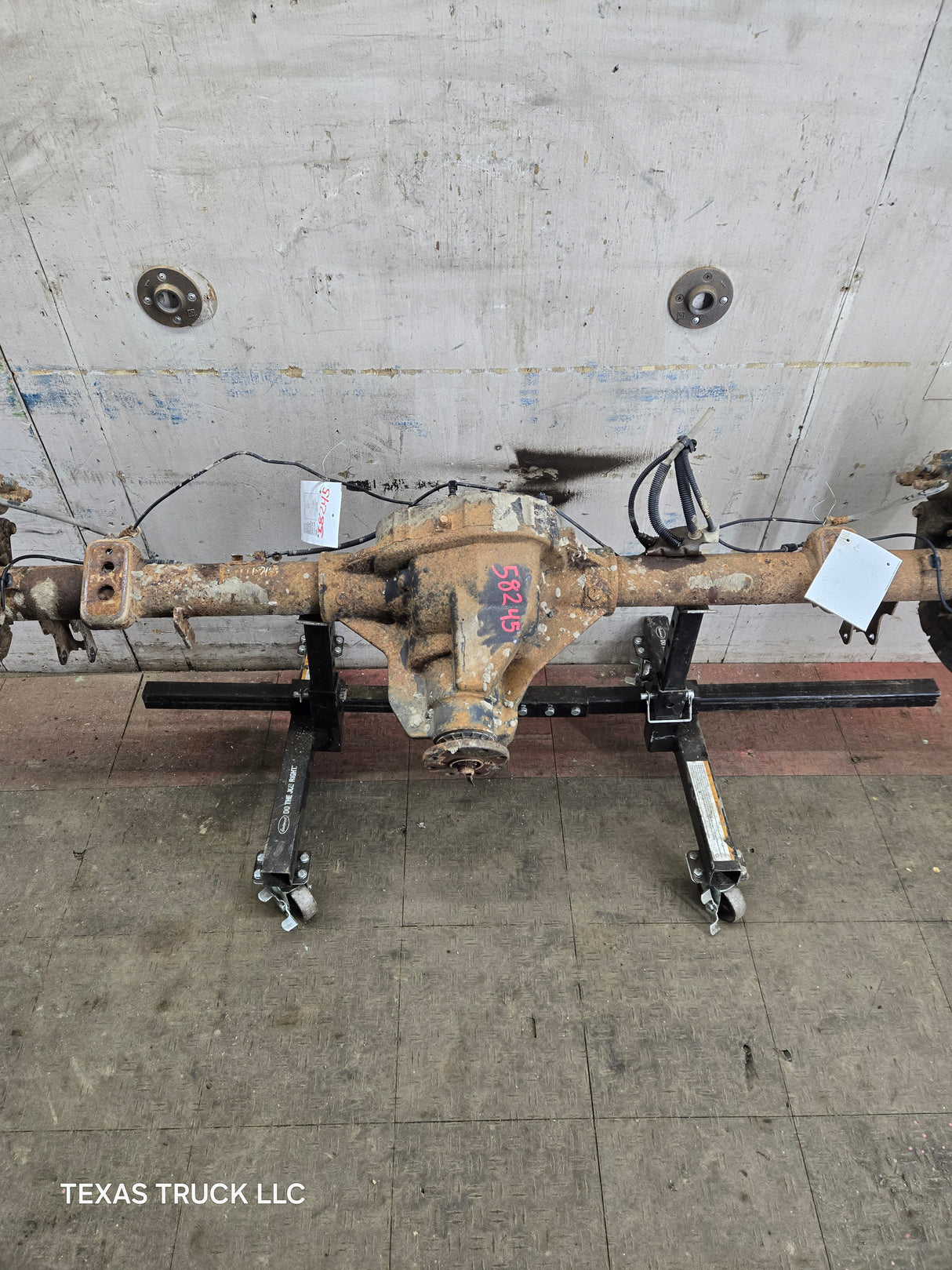 2012-2014 Ford F150 9.75" Rear Axle 3.55 Gear Ratio Limited Slip