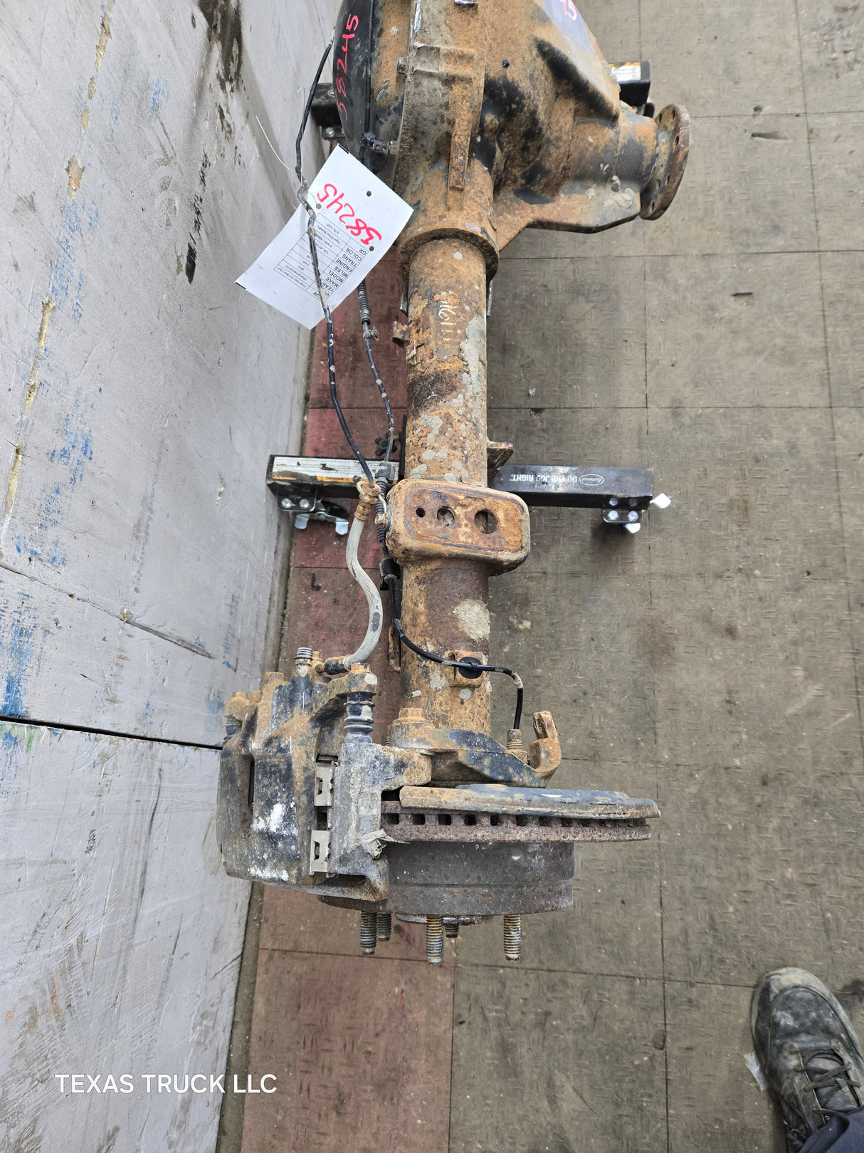 2012-2014 Ford F150 9.75" Rear Axle 3.55 Gear Ratio Limited Slip