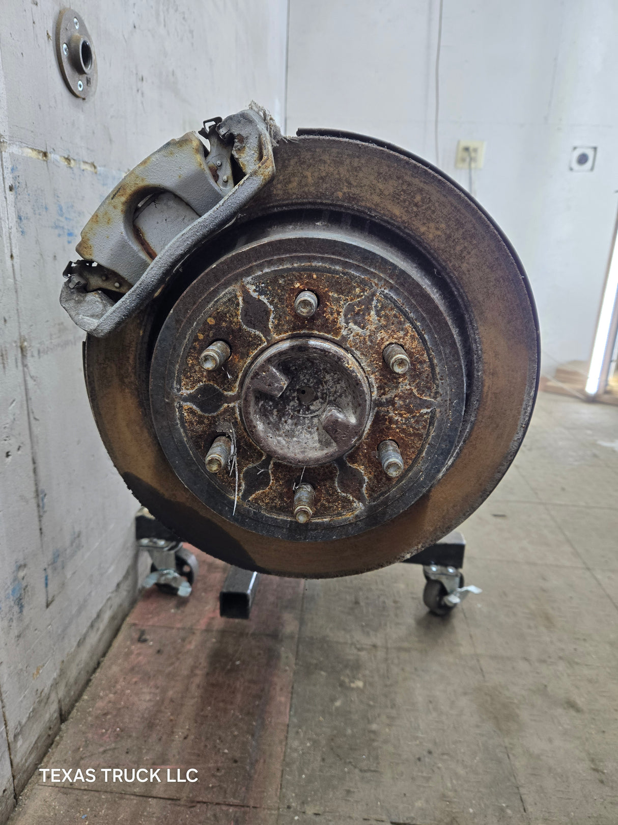2012-2014 Ford F150 9.75" Rear Axle 3.55 Gear Ratio Limited Slip