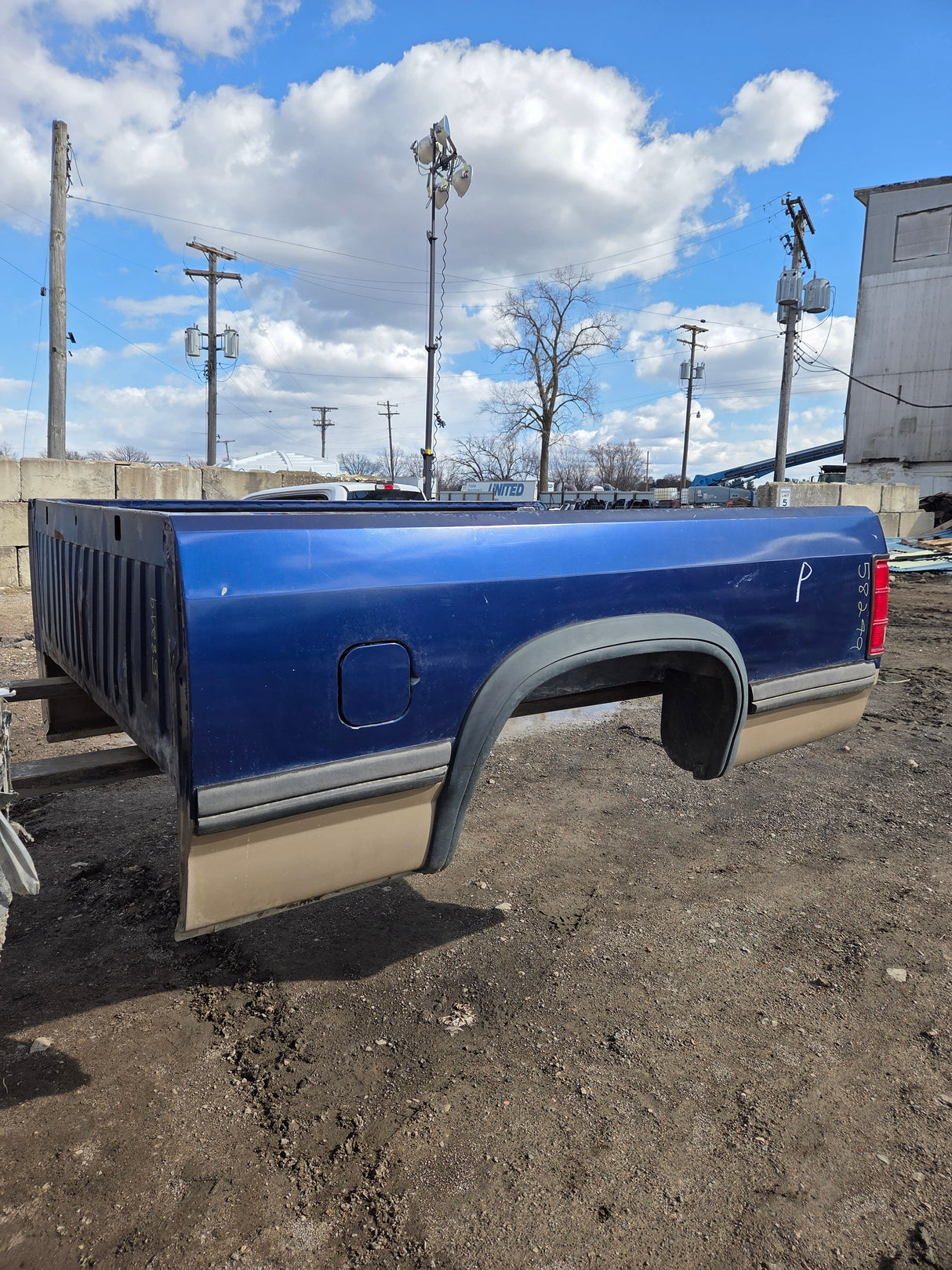 1994-1996 Dodge Dakota 2nd Gen 6' 6" Short Truck Bed