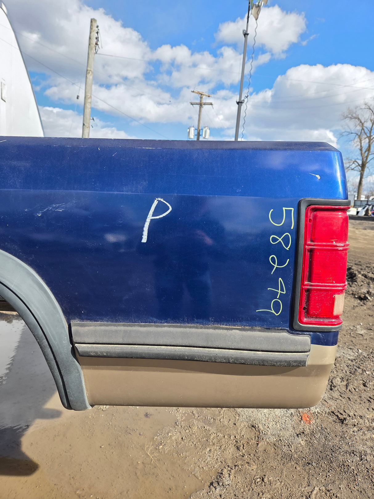 1994-1996 Dodge Dakota 2nd Gen 6' 6" Short Truck Bed