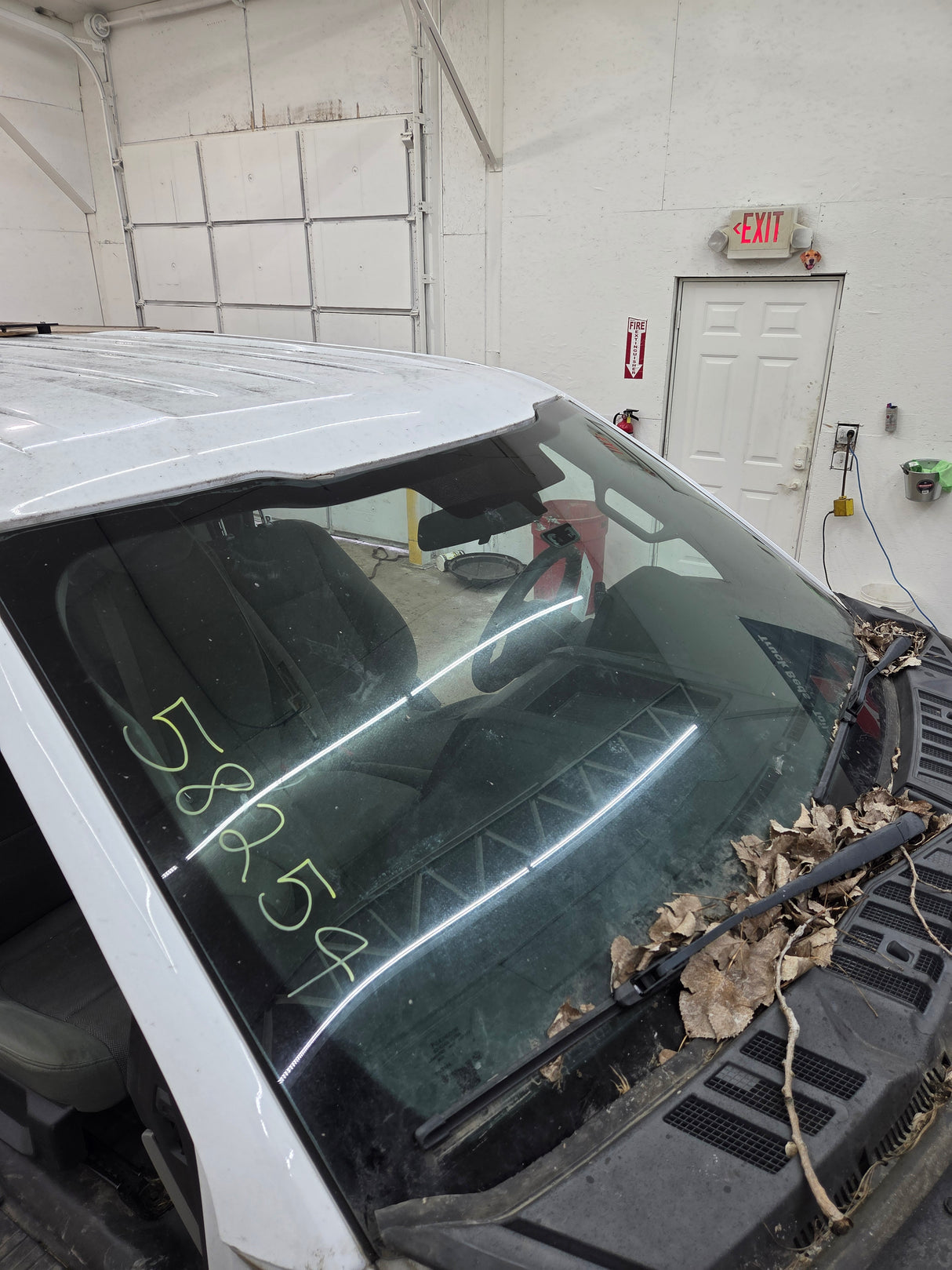 2015-2020 Ford F150 4 Door Extended Super Cab - Oxford White