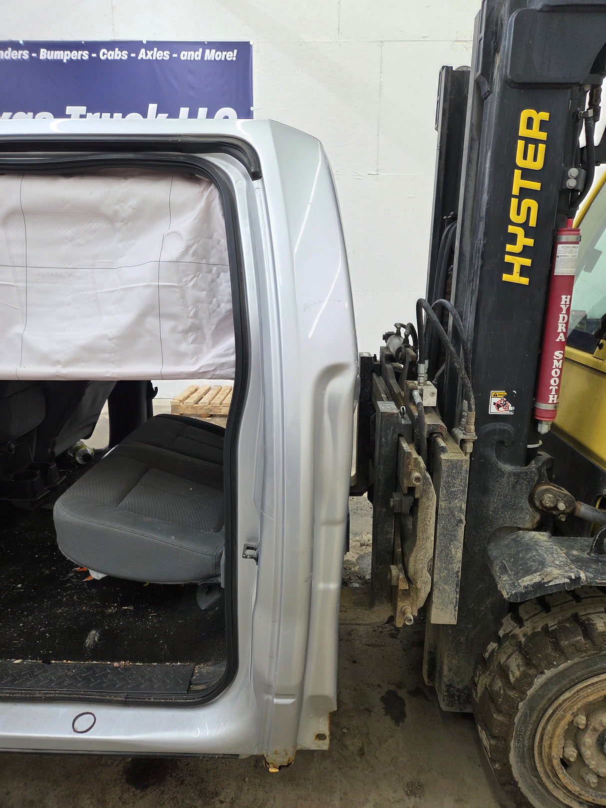 2009-2014 Ford F150 4 door Crew Cab Truck Cab