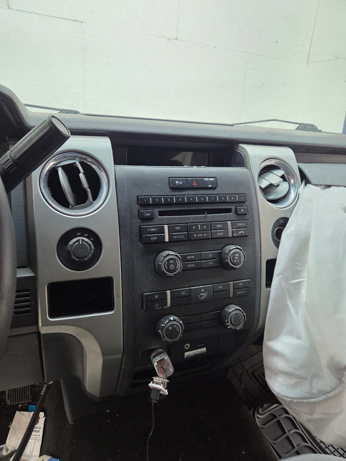 2009-2014 Ford F150 4 door Crew Cab Truck Cab