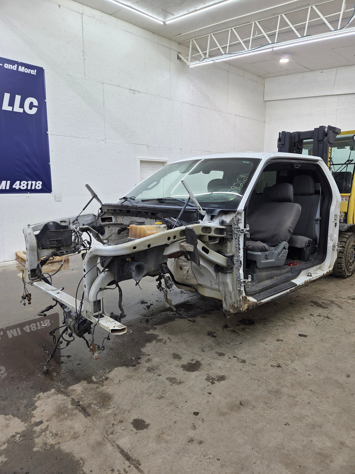 2009-2014 Ford F150 Extended Cab 4 Door Truck Cab