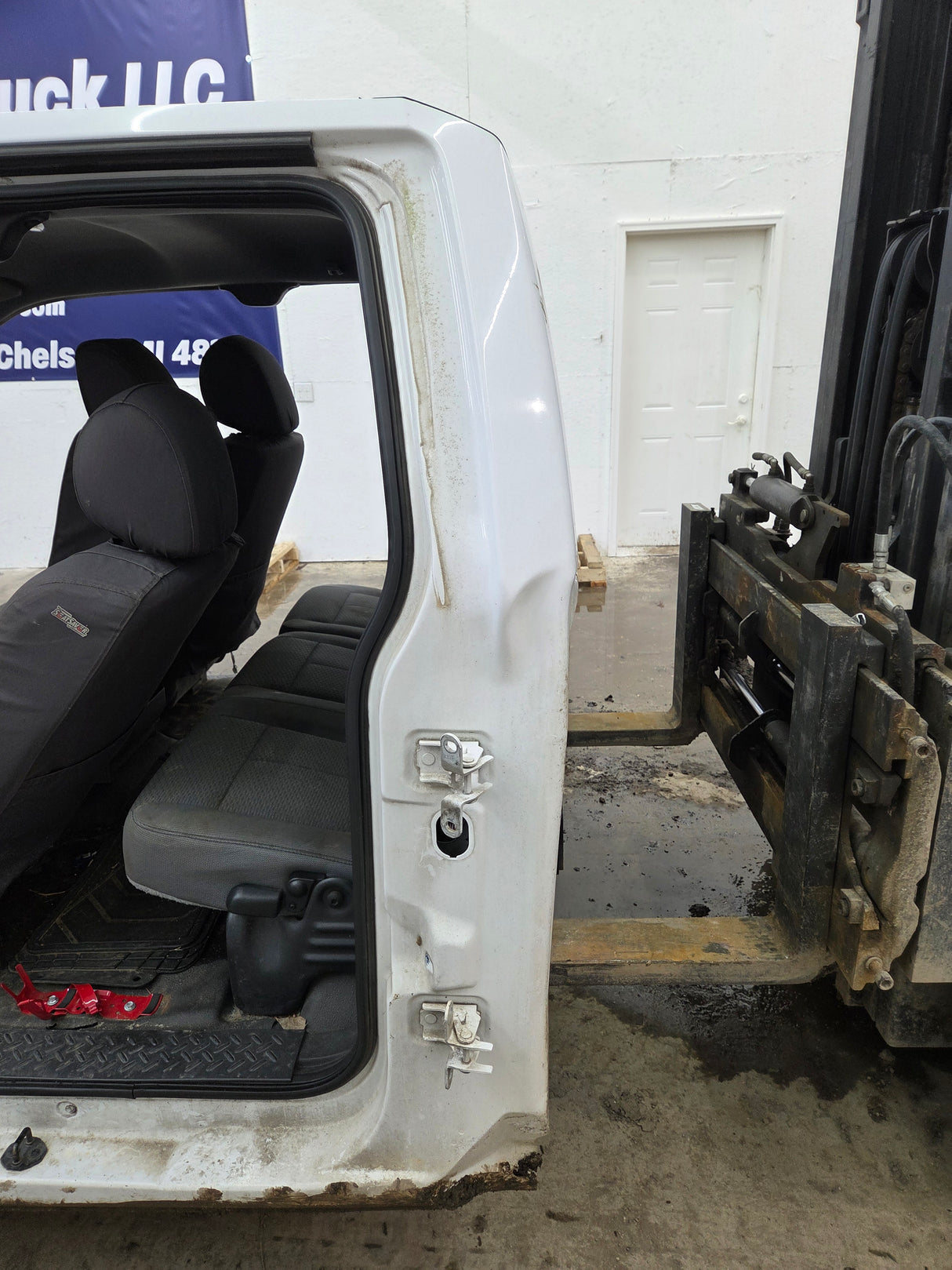 2009-2014 Ford F150 Extended Cab 4 Door Truck Cab