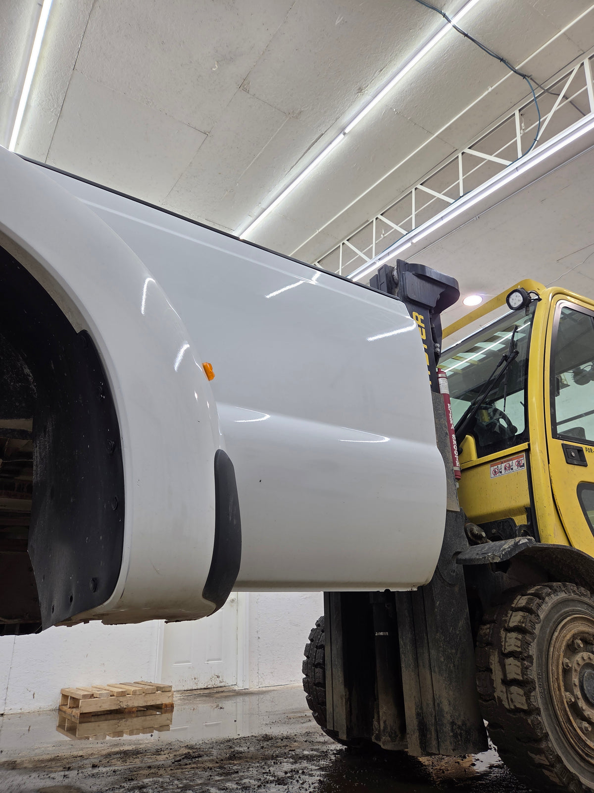 2011-2016 Ford F330 F450 F550 Super Duty 8' Dually Truck Bed