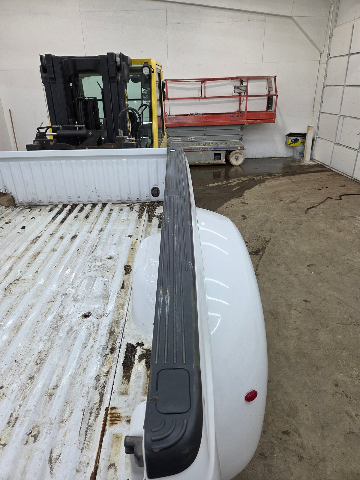 2011-2016 Ford F330 F450 F550 Super Duty 8' Dually Truck Bed
