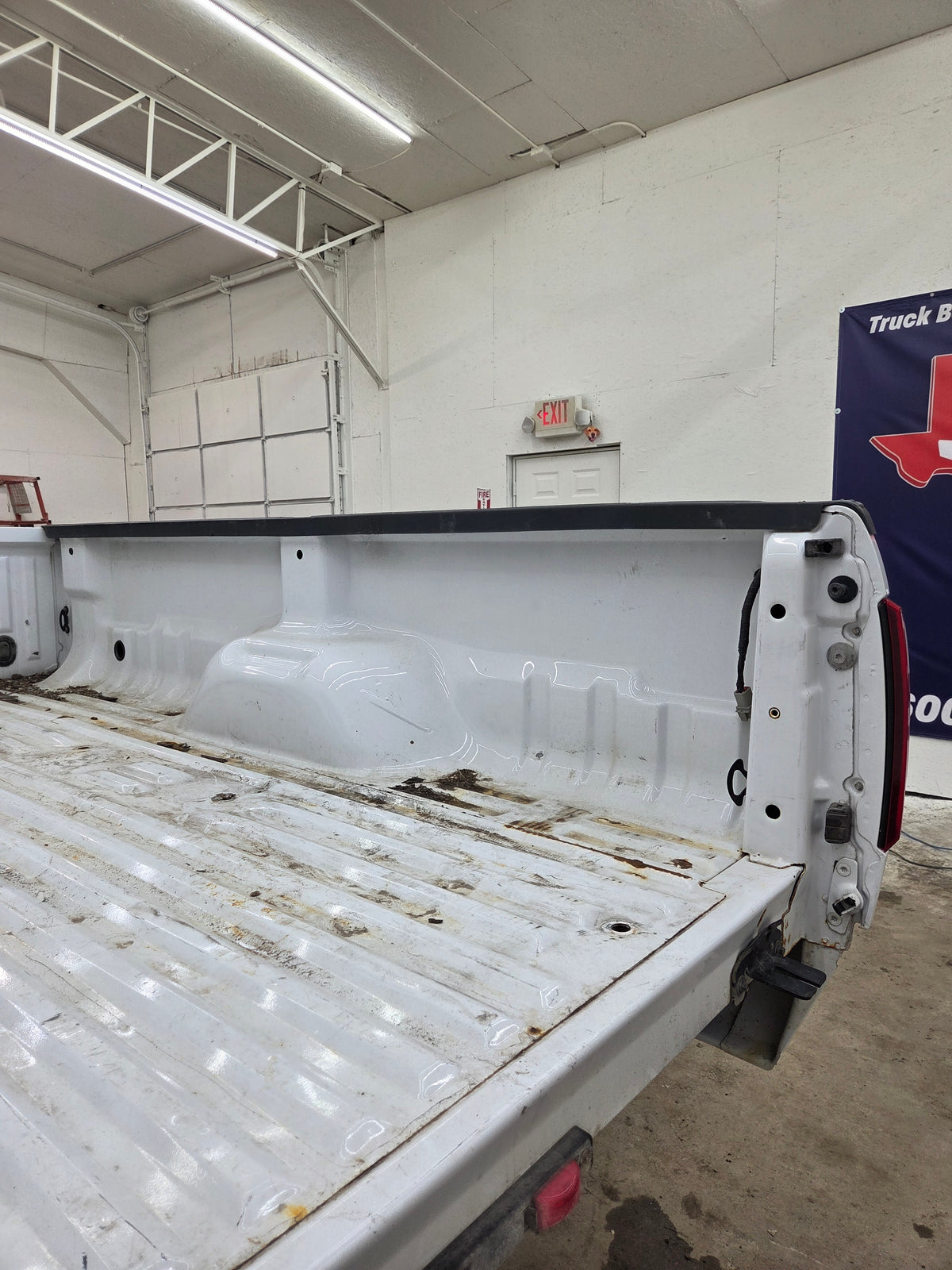 2011-2016 Ford F330 F450 F550 Super Duty 8' Dually Truck Bed