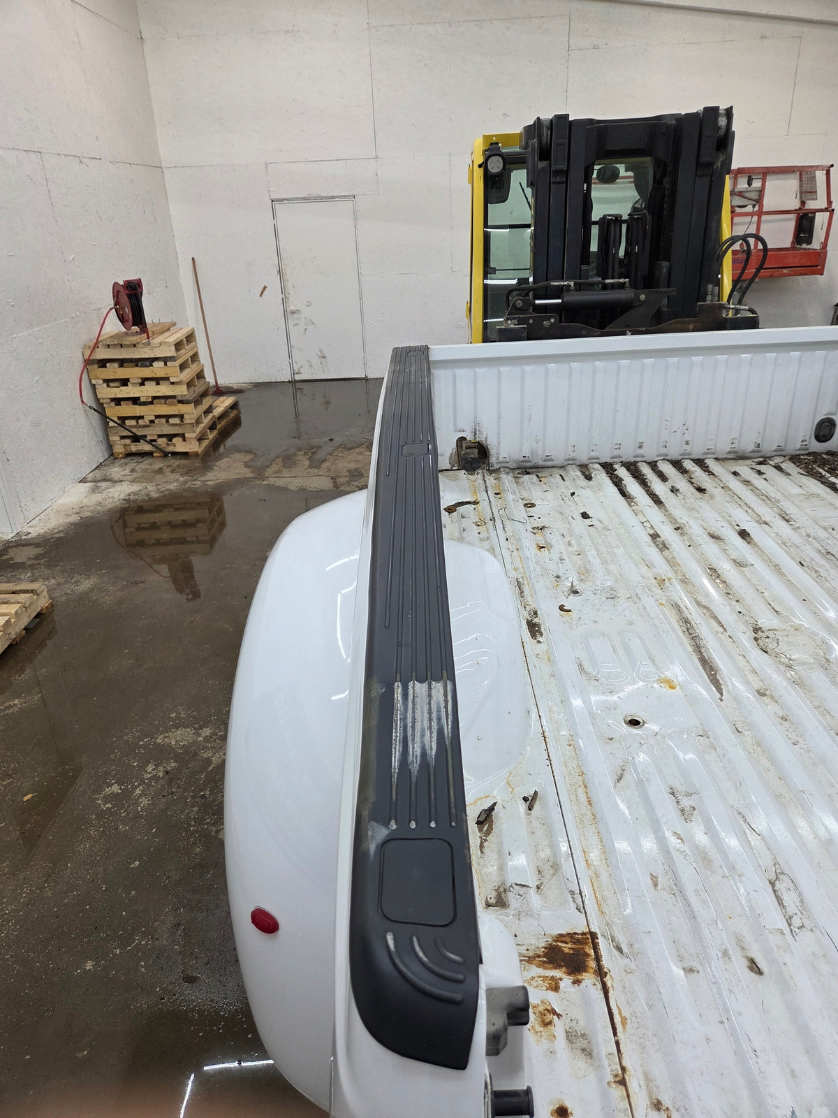 2011-2016 Ford F330 F450 F550 Super Duty 8' Dually Truck Bed