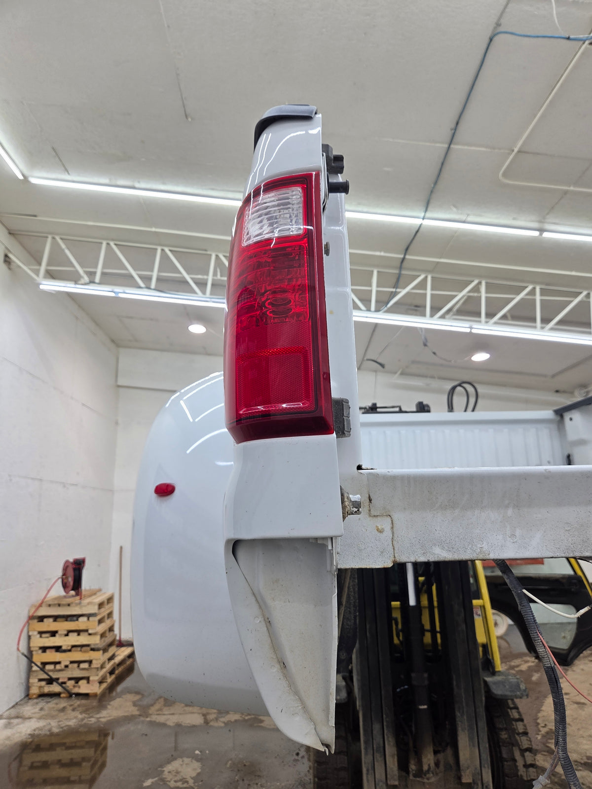 2011-2016 Ford F330 F450 F550 Super Duty 8' Dually Truck Bed