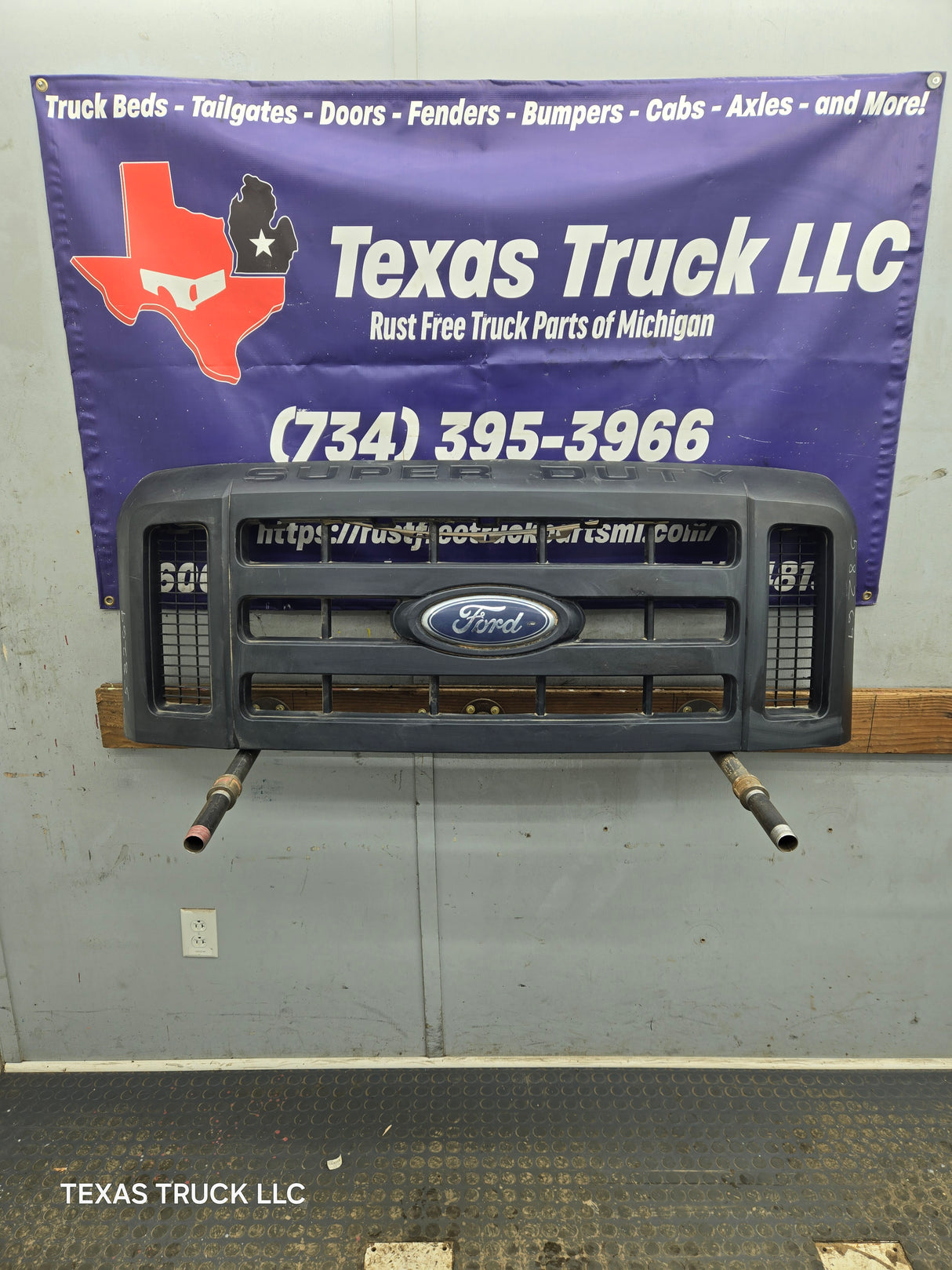 2008-2010 Ford Super Duty F250 F350 F450 F550 Grill Surround