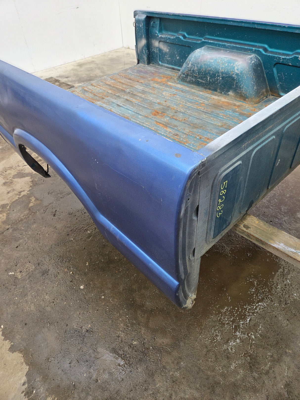 1994-2004 Chevrolet S10 GMC Sonoma 6' Short Truck Bed