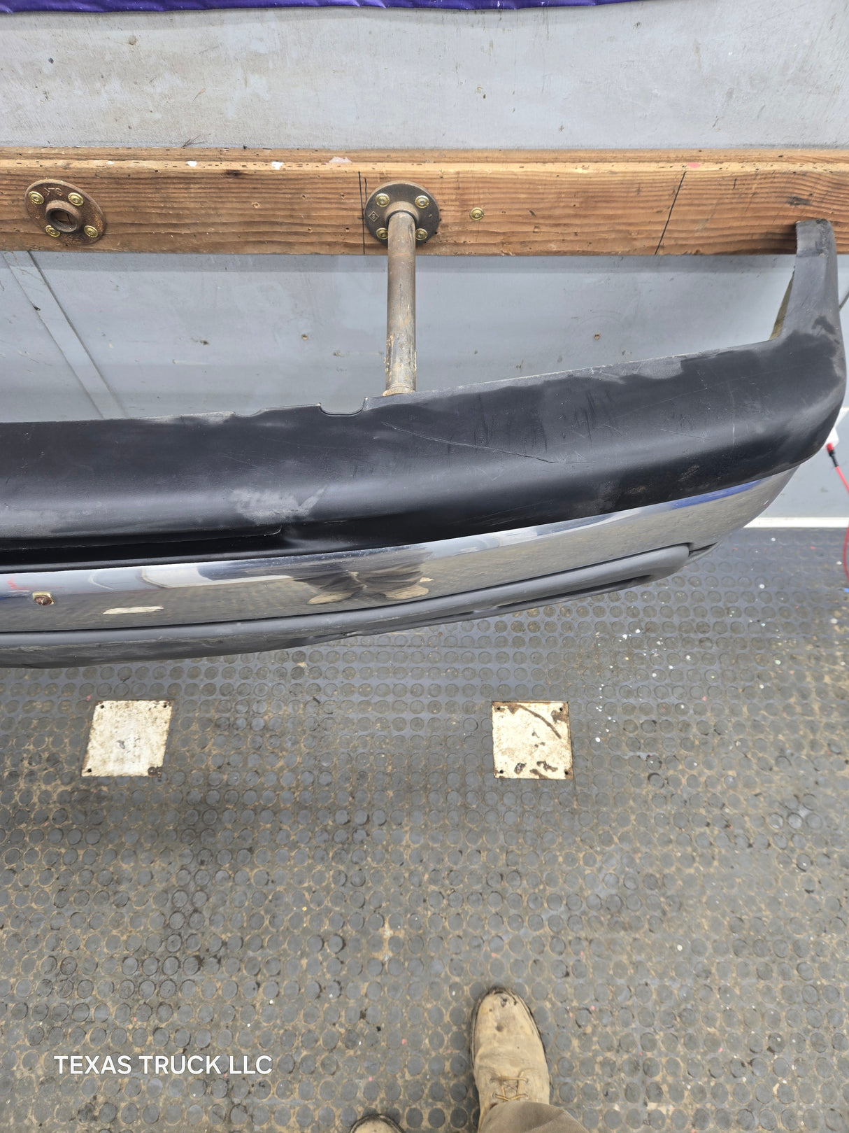 1999-2002 Chevrolet Silverado 1500 Front Bumper - Chrome