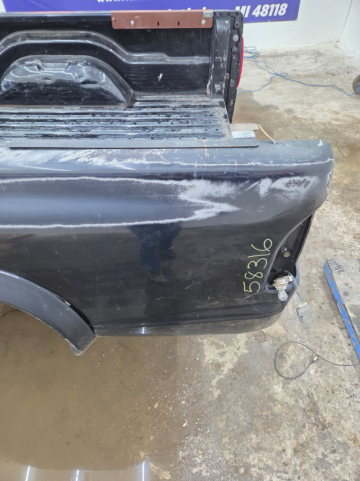 1997-2004 Dodge Dakota 2nd Gen Long Bed