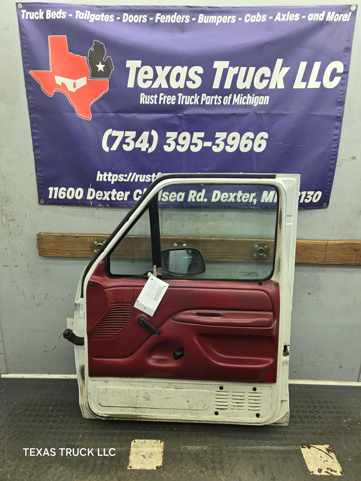 1987-1997 Ford F Series F250 F350 F450 F550 RH Passenger Side Front Door