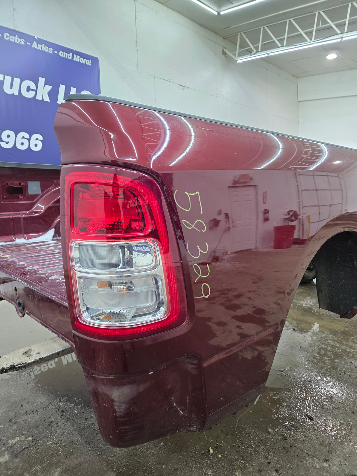 2009-2018 Dodge Ram 4th Gen 1500 2500 3500 6' 4" Short Truck Bed