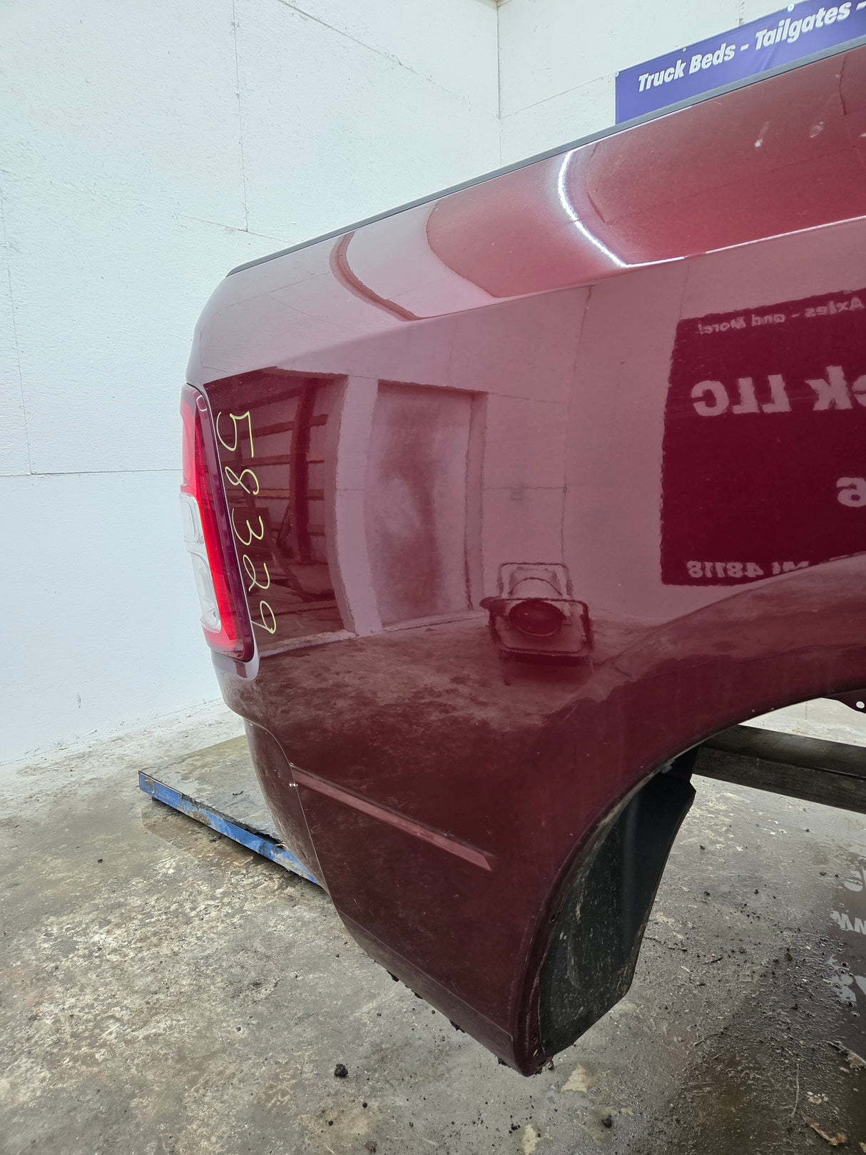 2009-2018 Dodge Ram 4th Gen 1500 2500 3500 6' 4" Short Truck Bed