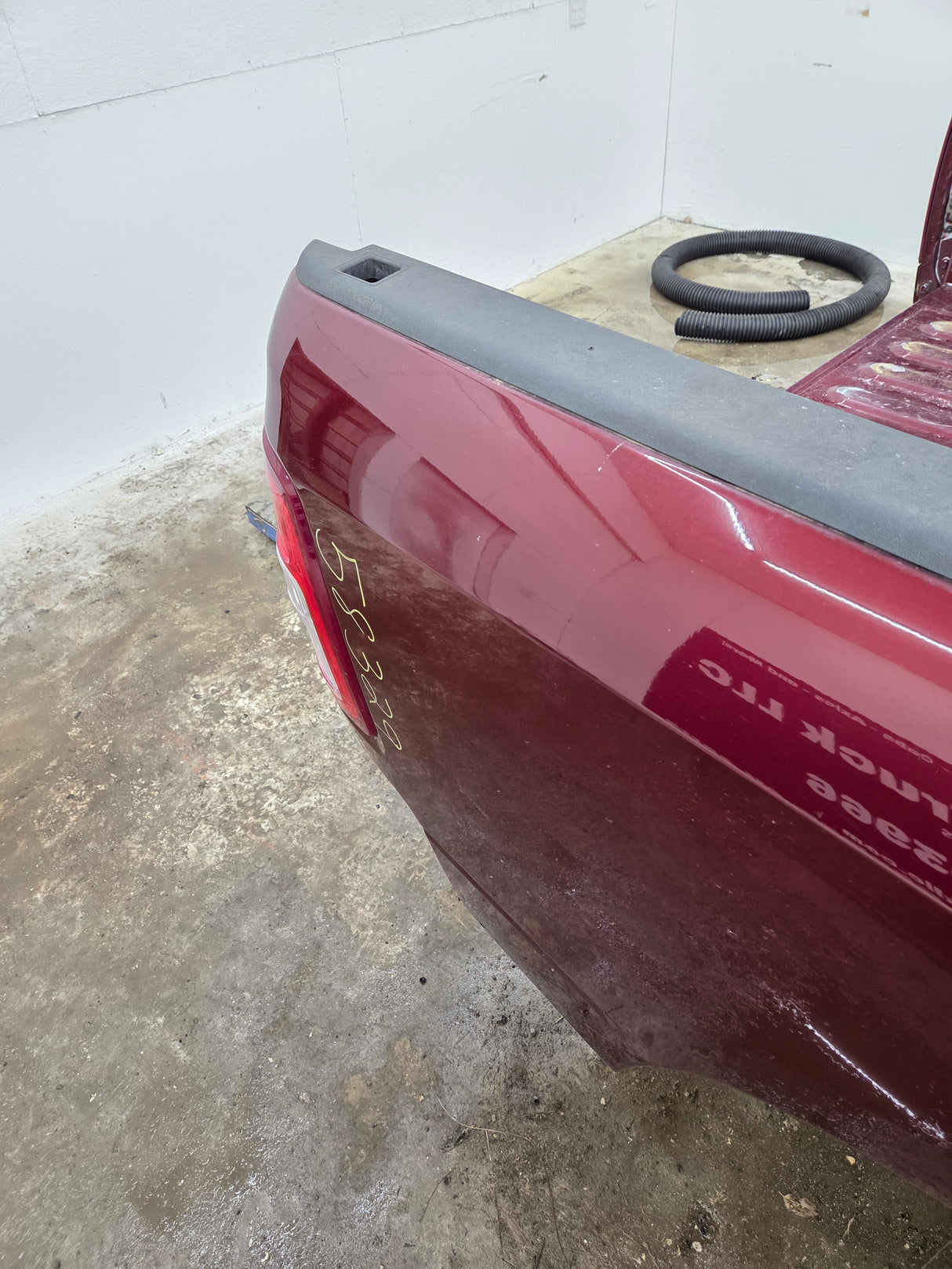 2009-2018 Dodge Ram 4th Gen 1500 2500 3500 6' 4" Short Truck Bed