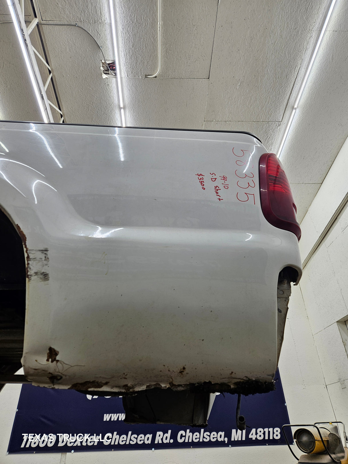 1999-2010 Ford Super Duty F250 F350 6' 9" Short Truck Bed