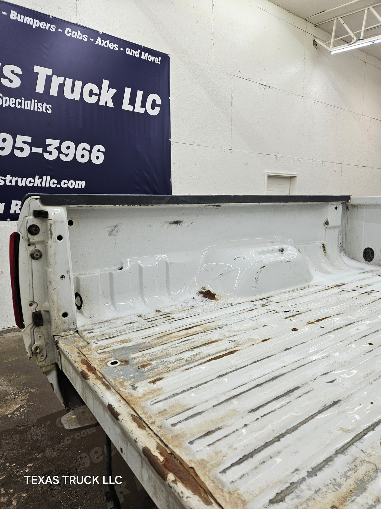 1999-2010 Ford Super Duty F250 F350 6' 9" Short Truck Bed