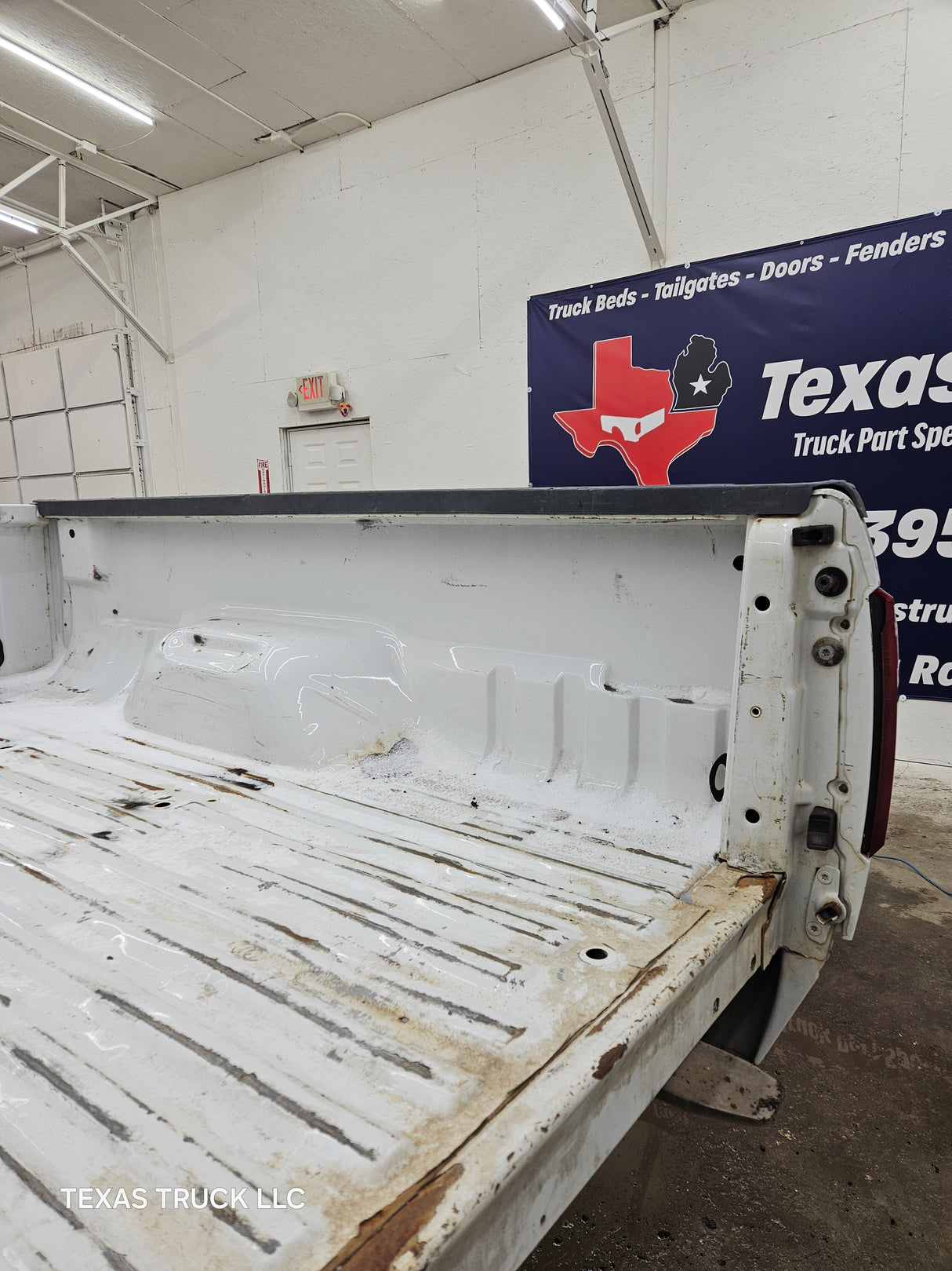 1999-2010 Ford Super Duty F250 F350 6' 9" Short Truck Bed