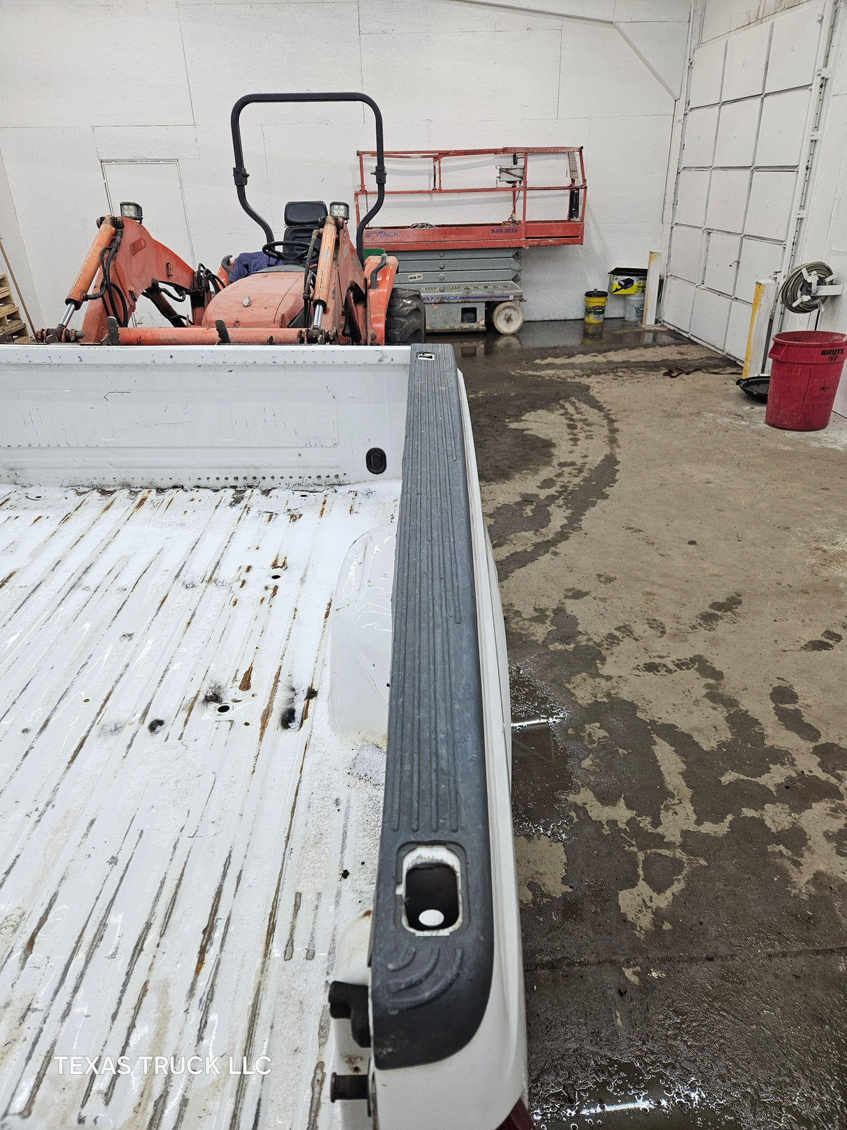 1999-2010 Ford Super Duty F250 F350 6' 9" Short Truck Bed