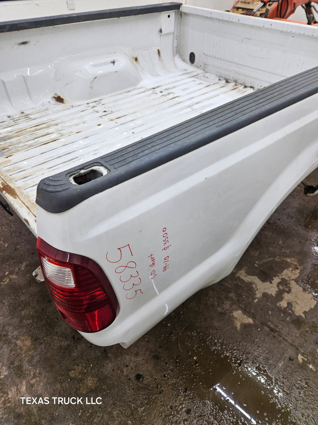 1999-2010 Ford Super Duty F250 F350 6' 9" Short Truck Bed