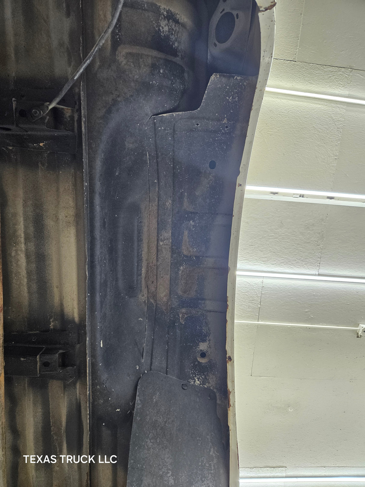 1999-2010 Ford Super Duty F250 F350 6' 9" Short Truck Bed