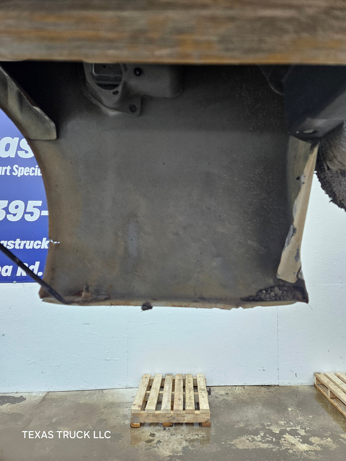 1999-2010 Ford Super Duty F250 F350 6' 9" Short Truck Bed