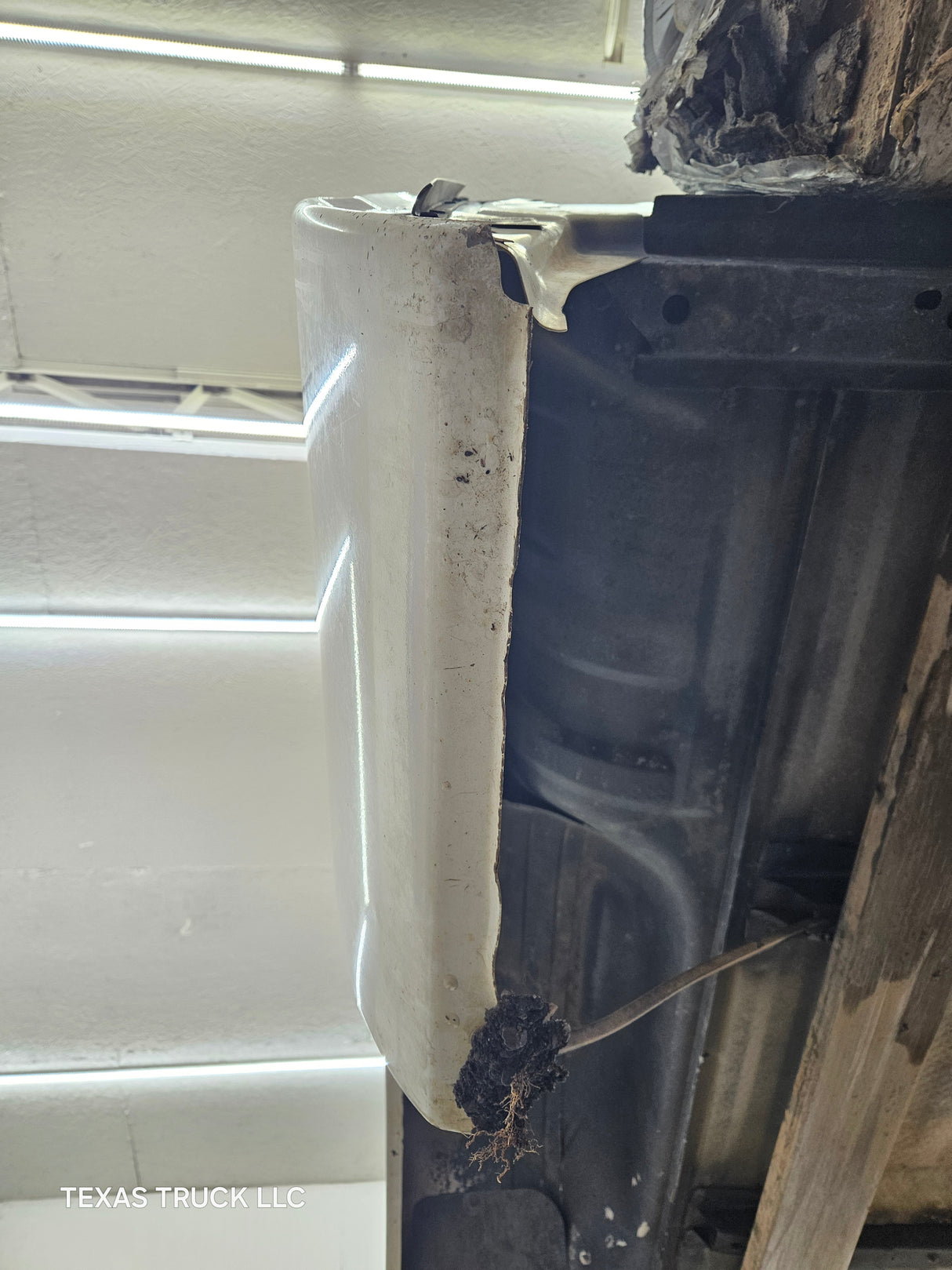 1999-2010 Ford Super Duty F250 F350 6' 9" Short Truck Bed