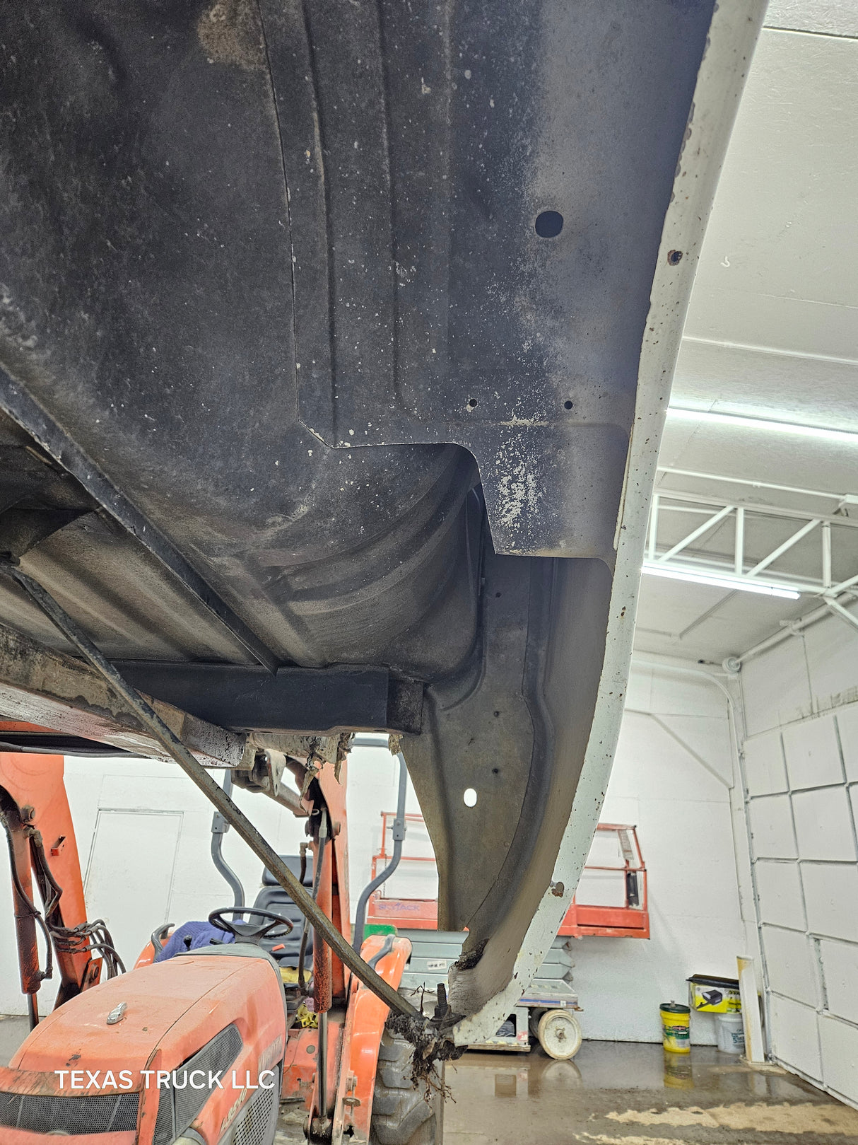 1999-2010 Ford Super Duty F250 F350 6' 9" Short Truck Bed