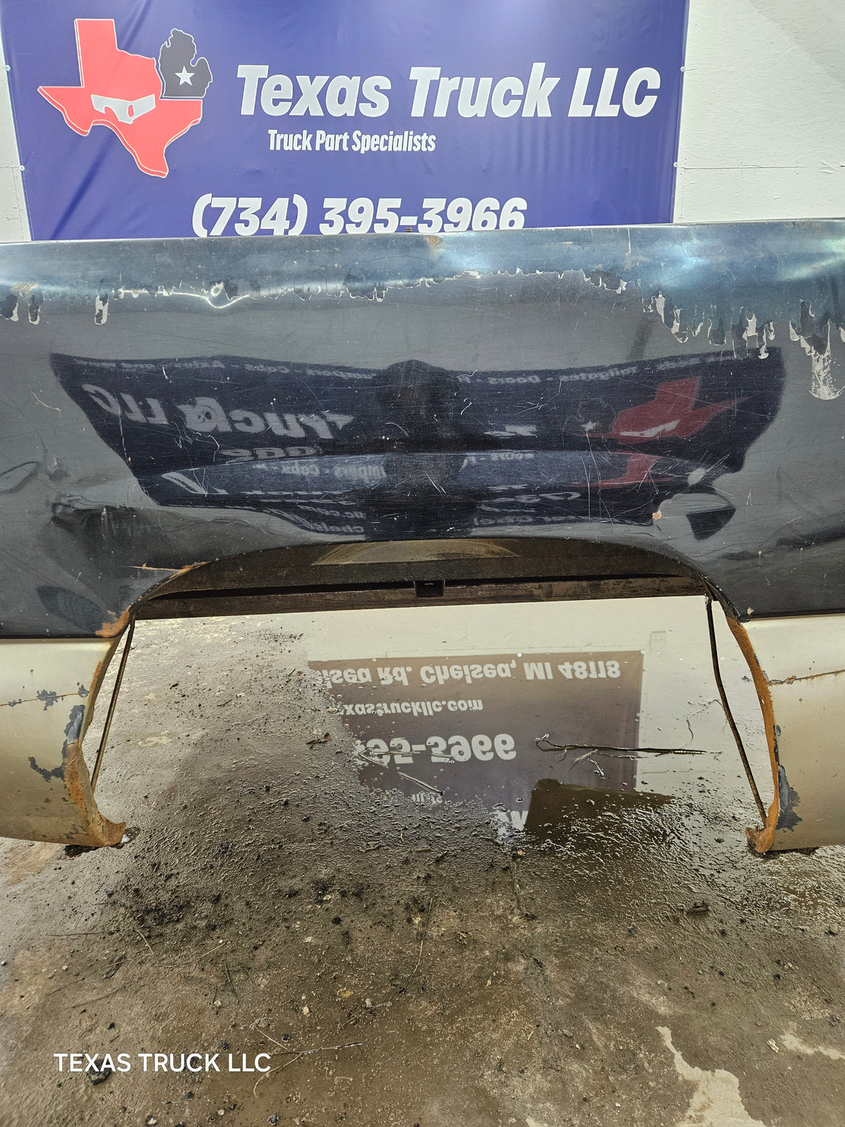 1999-2007 Chevrolet Silverado / GMC Sierra 1500 2500HD 3500HD 6' 6" Short Truck Bed